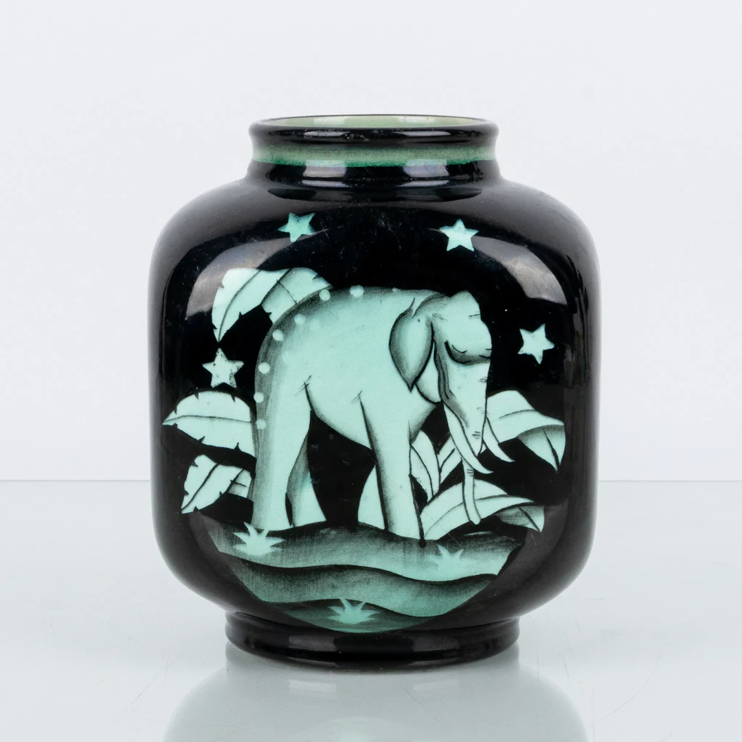 ILSE CLAESSON, un vaso in vetro in selce, della "Serie V", Rörstrand, anni '30