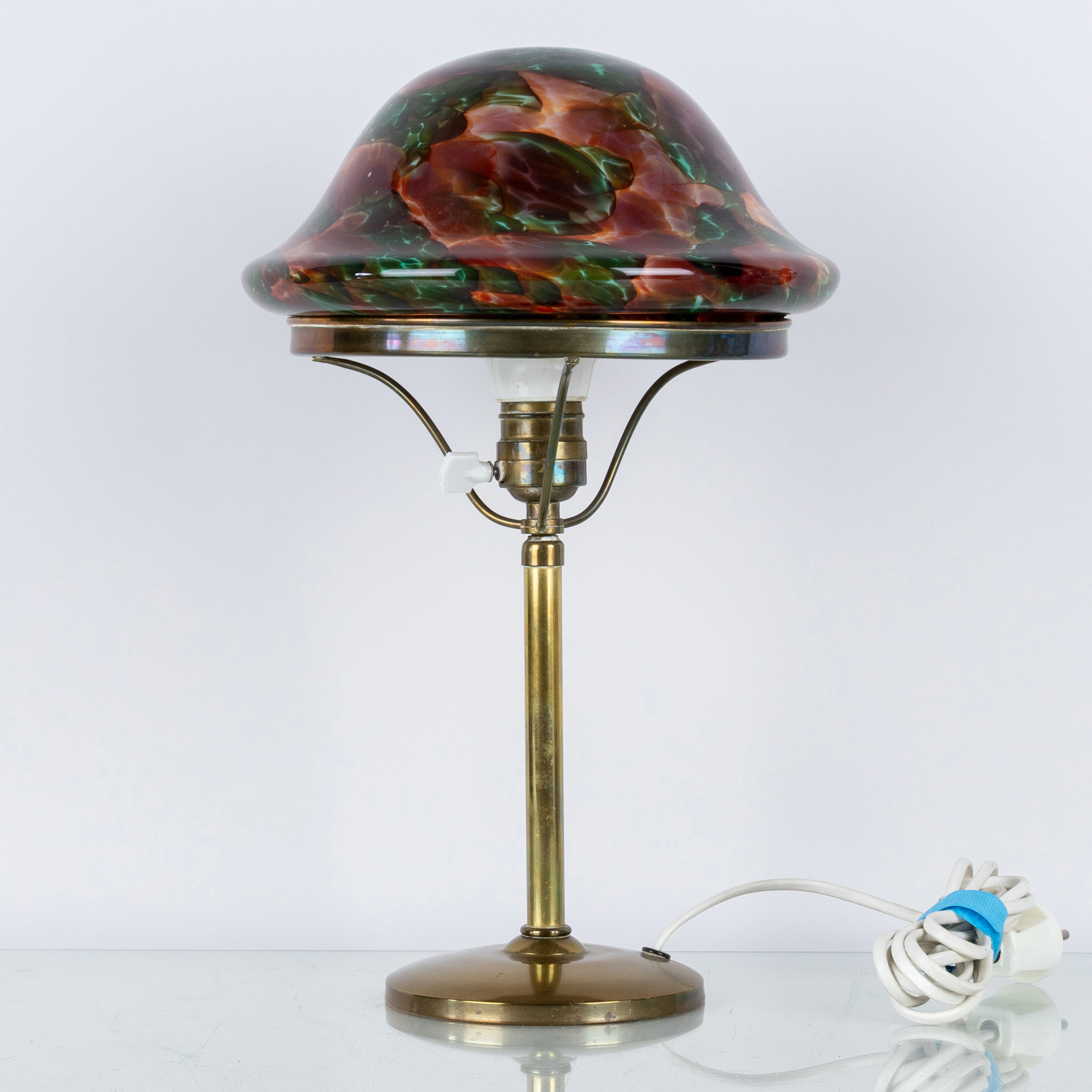 LAMPADA DA TAVOLO, ottone, cosiddetta lampada di Strindberg, prima metà del 1900