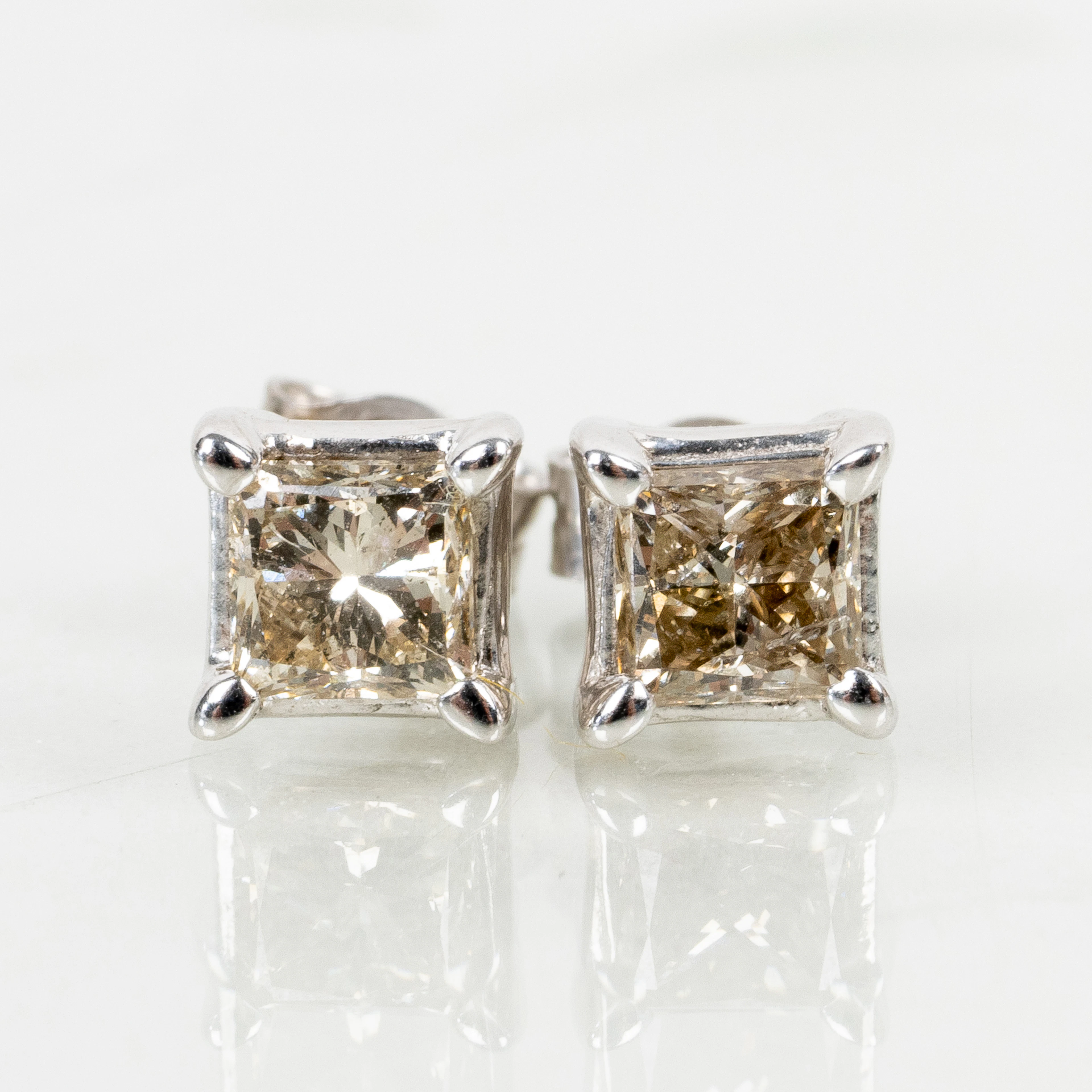 Orecchini SINGLE STONE, 1 paio, oro bianco 18 carati, con diamanti taglio princess