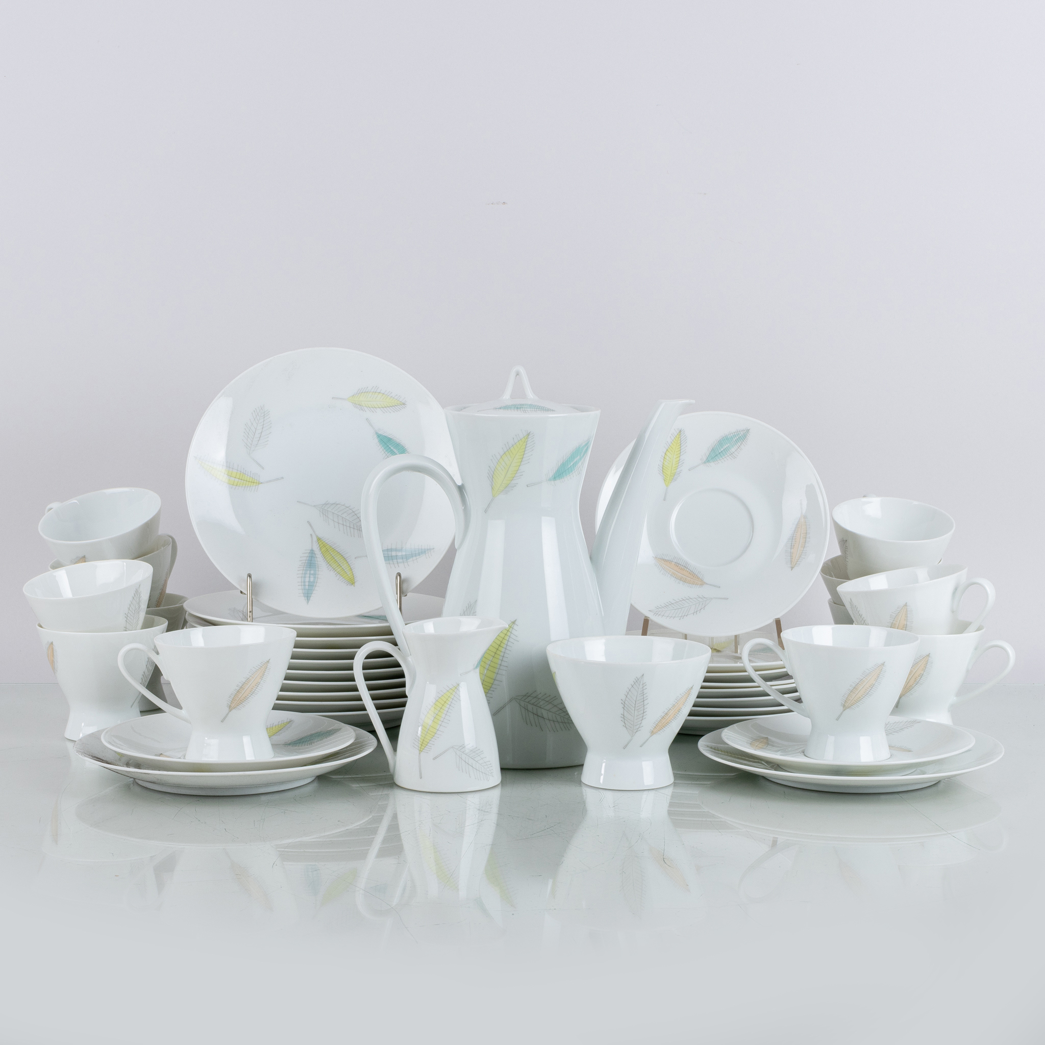 RAYMOND LOEWY, 25 Stück, Porzellan-Kaffeeset, "Form 2000", Rosenthal