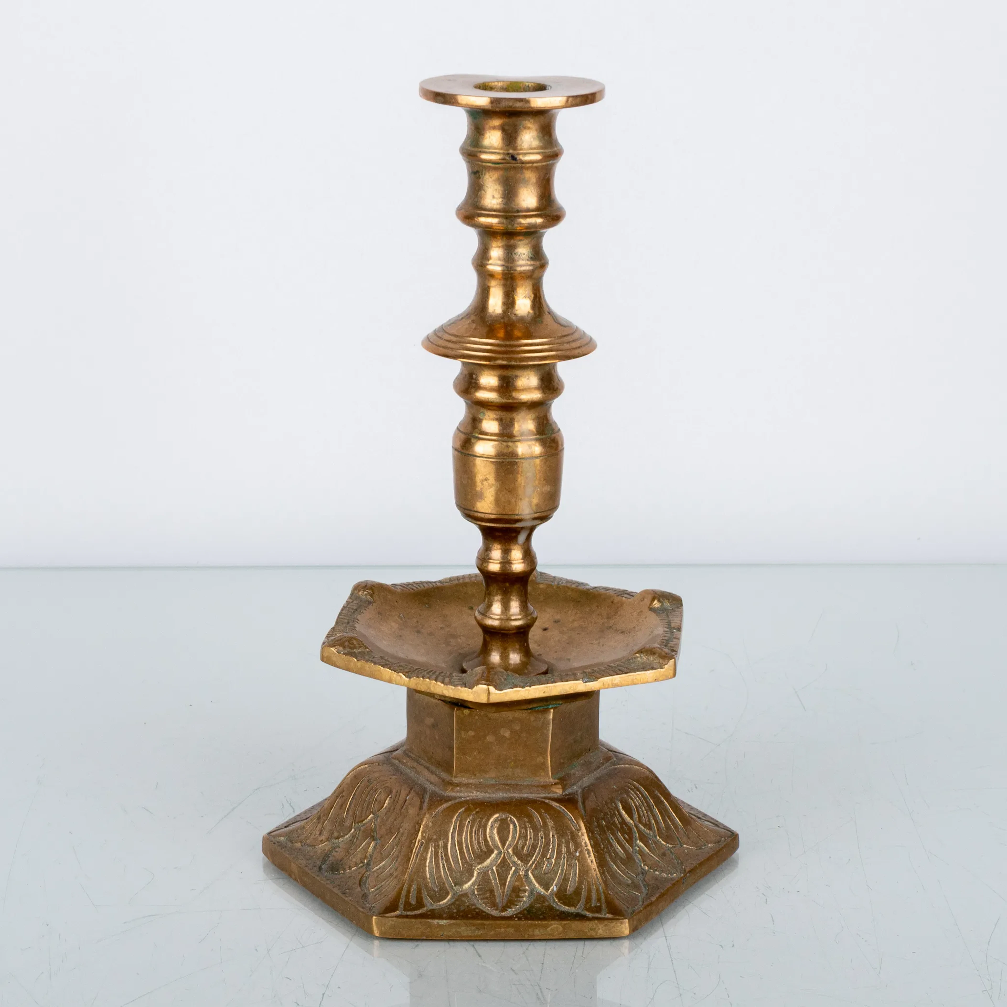 CANDLESTICK, mineral, estilo barroco, Ystad Metall, mediados del siglo XX