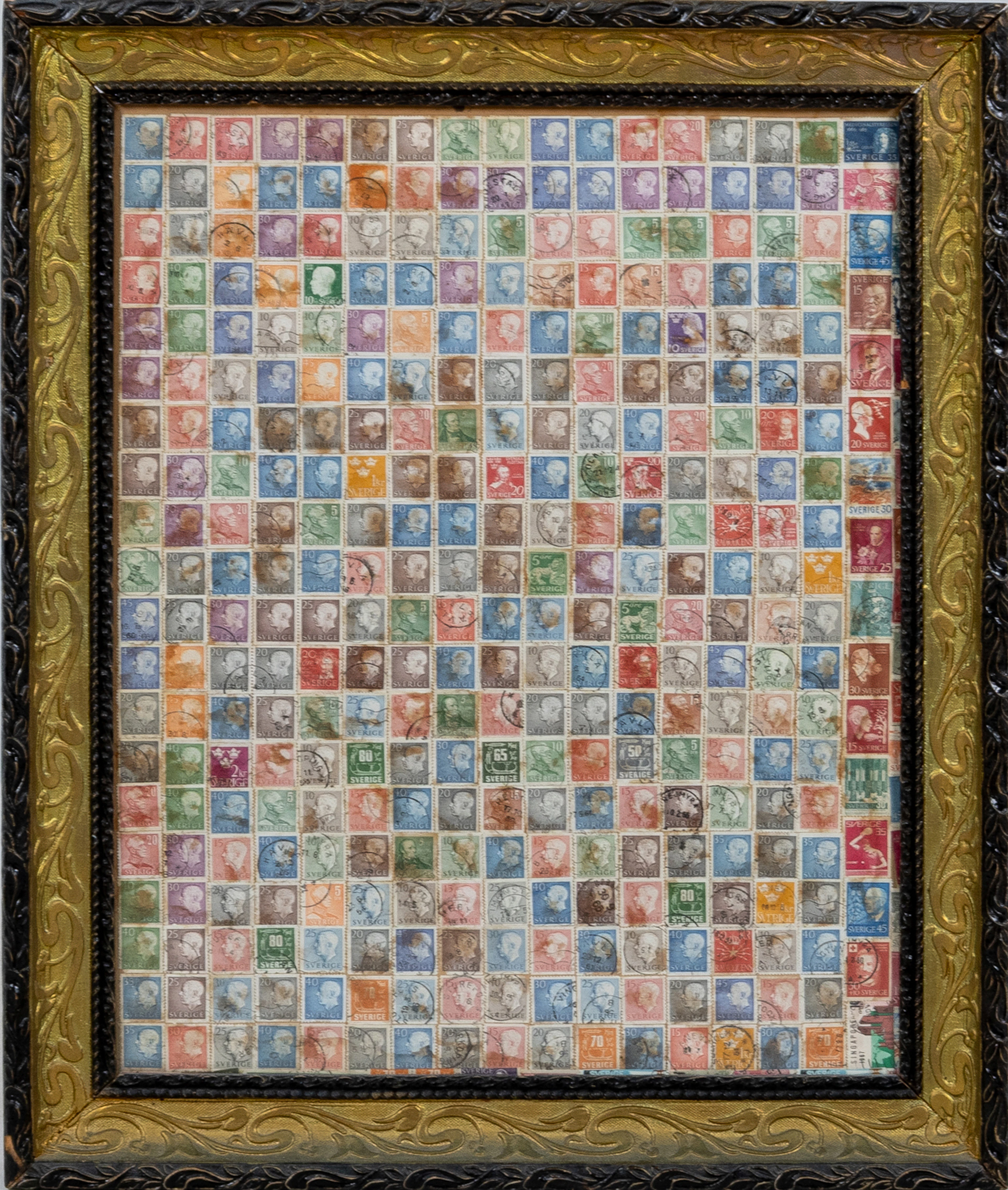STAMP BOARD, avec environ 300 timbres, milieu des années 1900