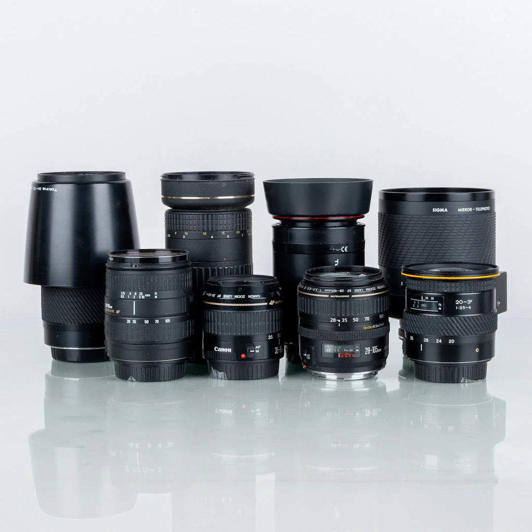 OBJEKTIV, 8 st, bla Canon EF 28-105 mm 1:3,5-4,5 II USM och Tokina
