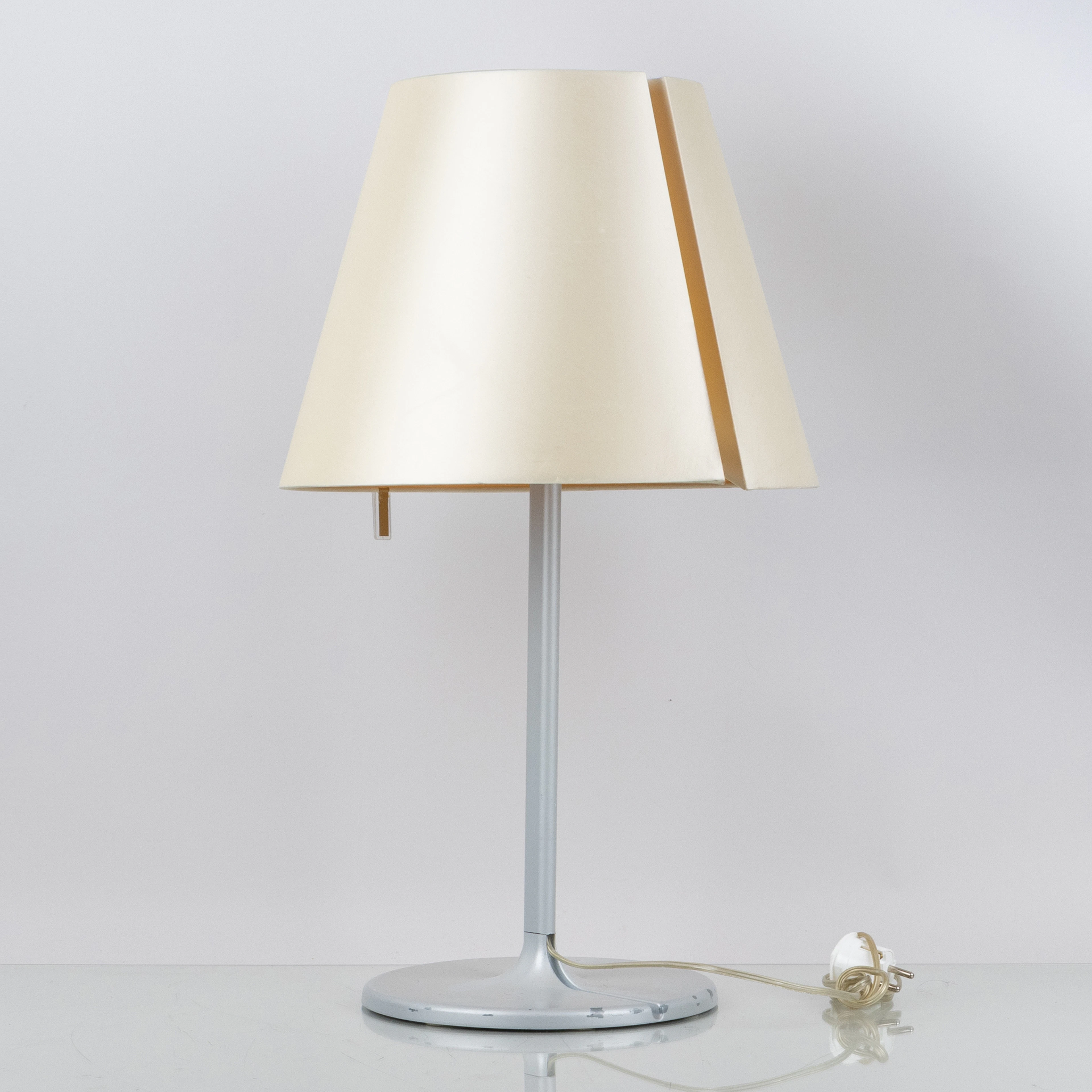 ADRIEN GARDÈRE, a "Melampo" table lamp, Artemide, Italy, contemporary