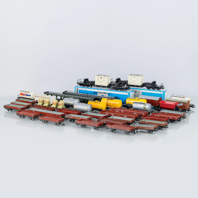VAGONES DE COLECCIÓN, 38 piezas, en su mayoría Märklin