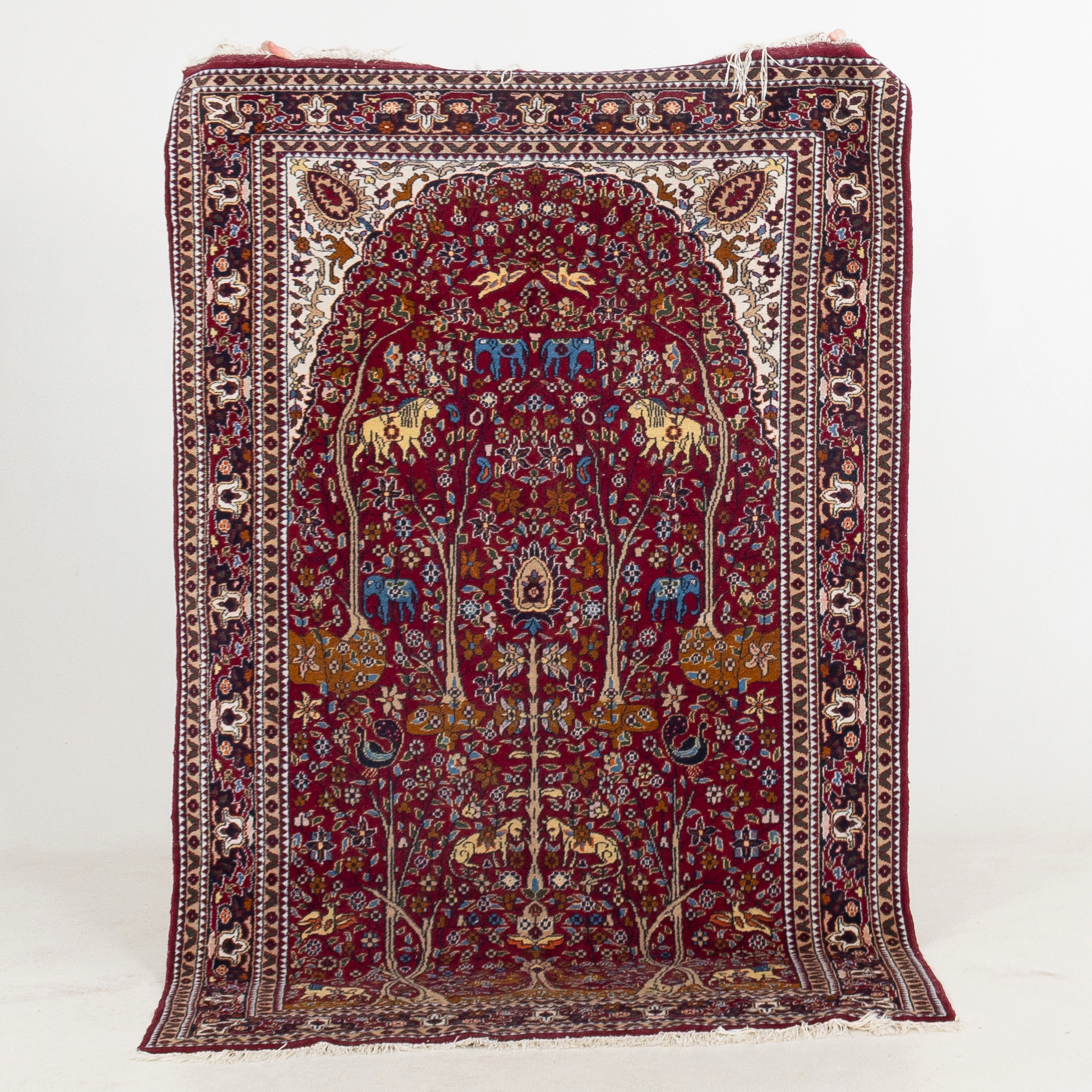 ORIENT TEPPICH, figural, alt, ca. 195 x 124 cm