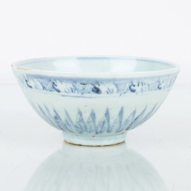 SCHÜSSEL, Porzellan, wahrscheinlich aus der Ming-Dynastie (1368–1644)