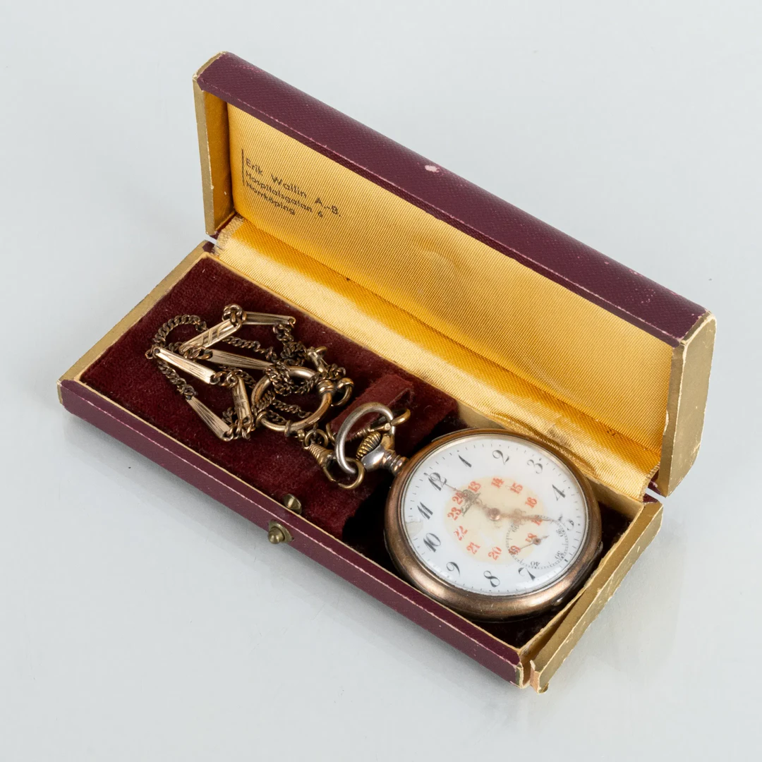 RELOJ DE BOLSILLO, plata, la primera mitad del siglo XX