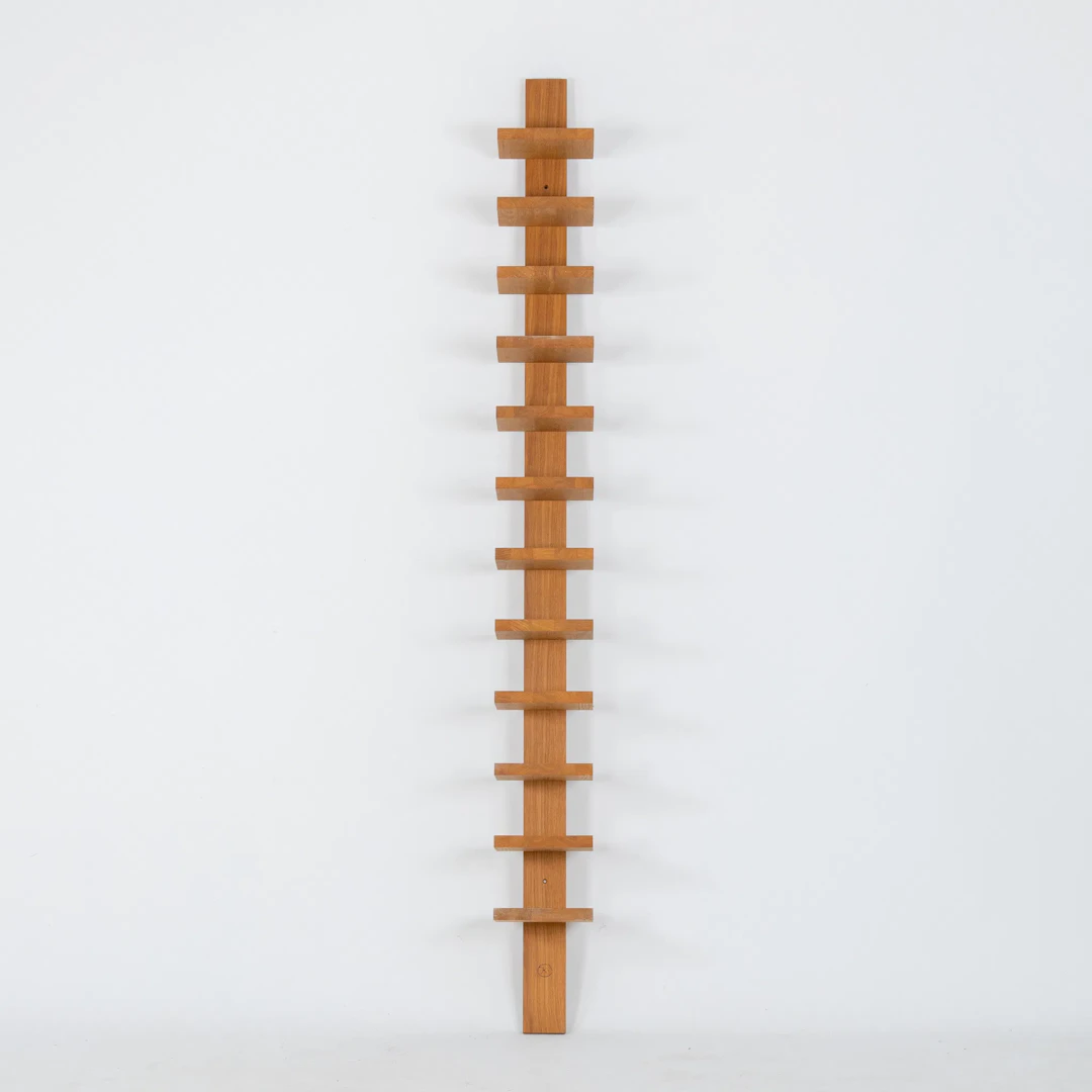 JOHN KANDELL, una estantería de pared "Pilaster", Källemo, diseñada en 1989