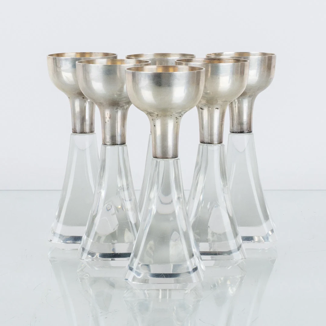 COPAS DE CHASQUE, 6 piezas, plata y cristal, la primera mitad del siglo XX