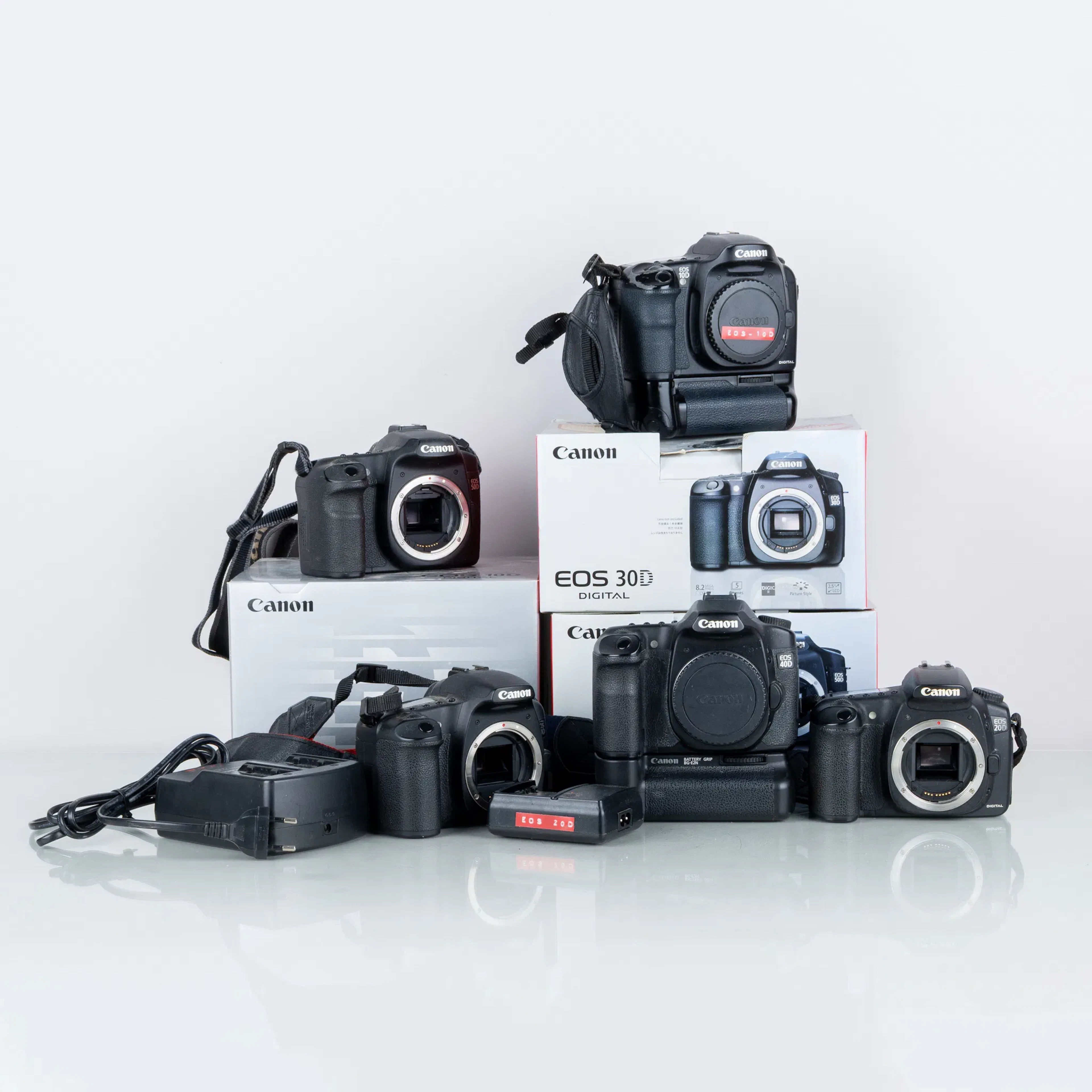CÁMARAS, 5 PCs, Canon, Eos 50D, Eos 40D, Eos 30D, Eos 20D y Eos 10D