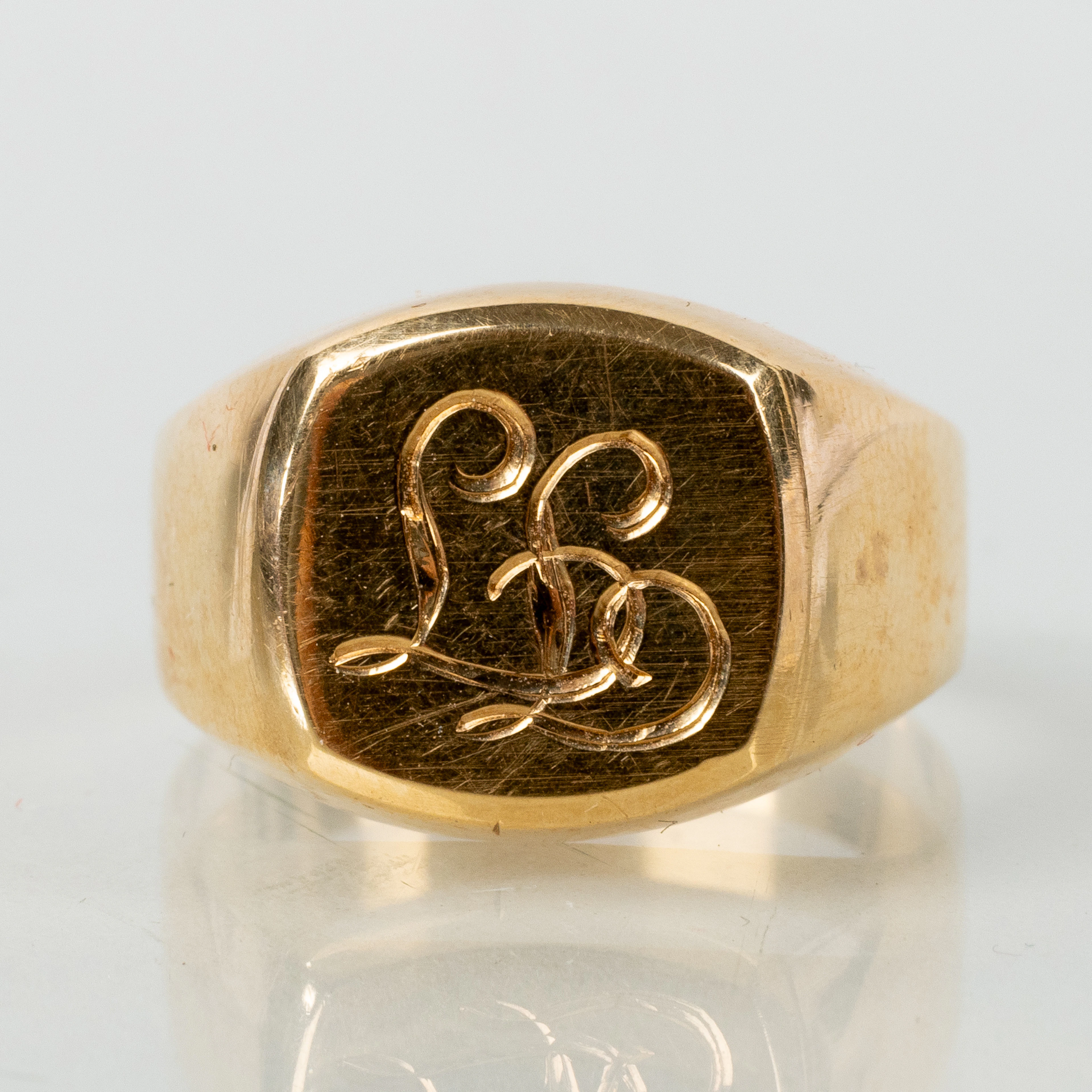 ANELLO CON SIGILLO, oro 18 carati, peso circa 3,7 g