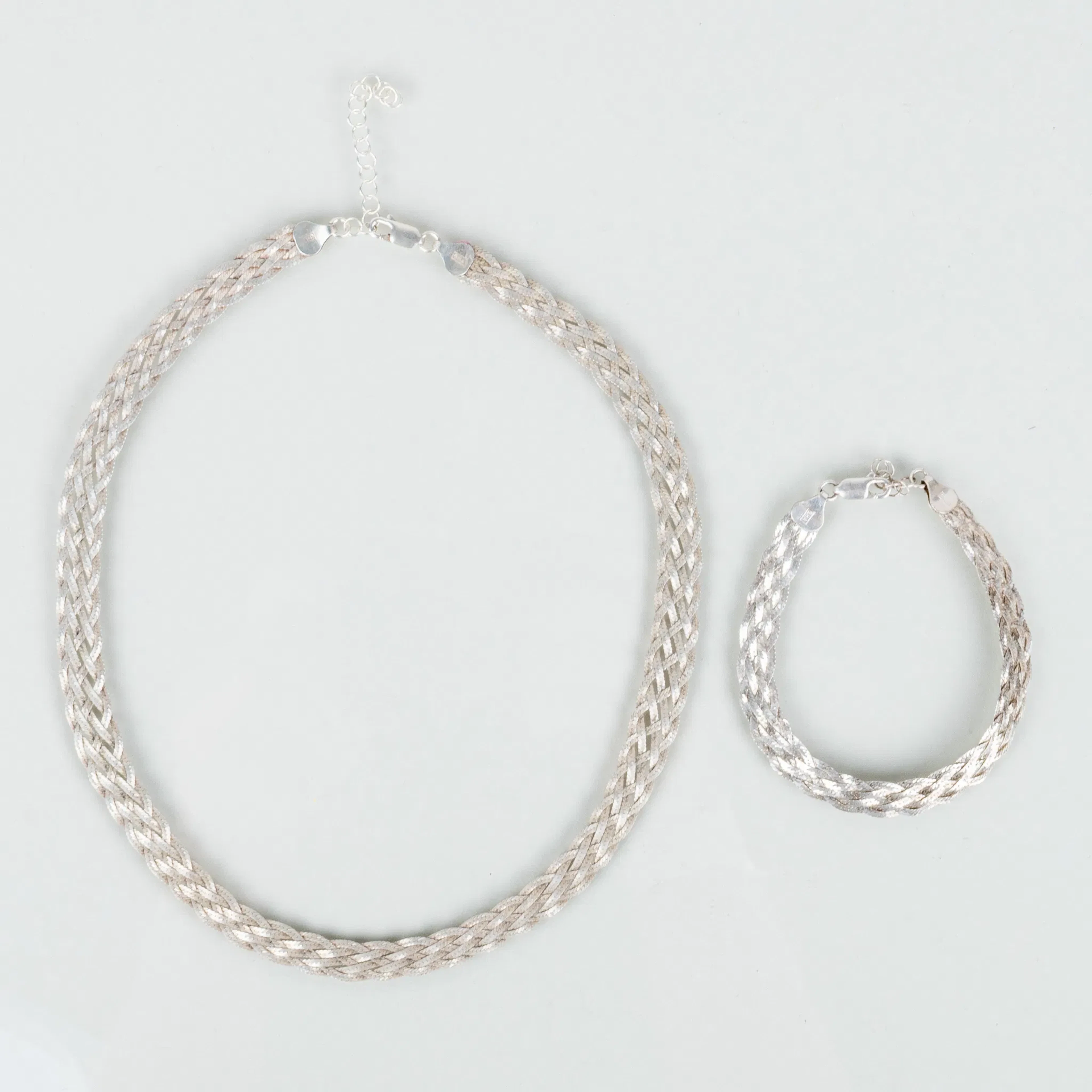 COLLIES Y PULSERAS, plata de ley, siglos XX/2000