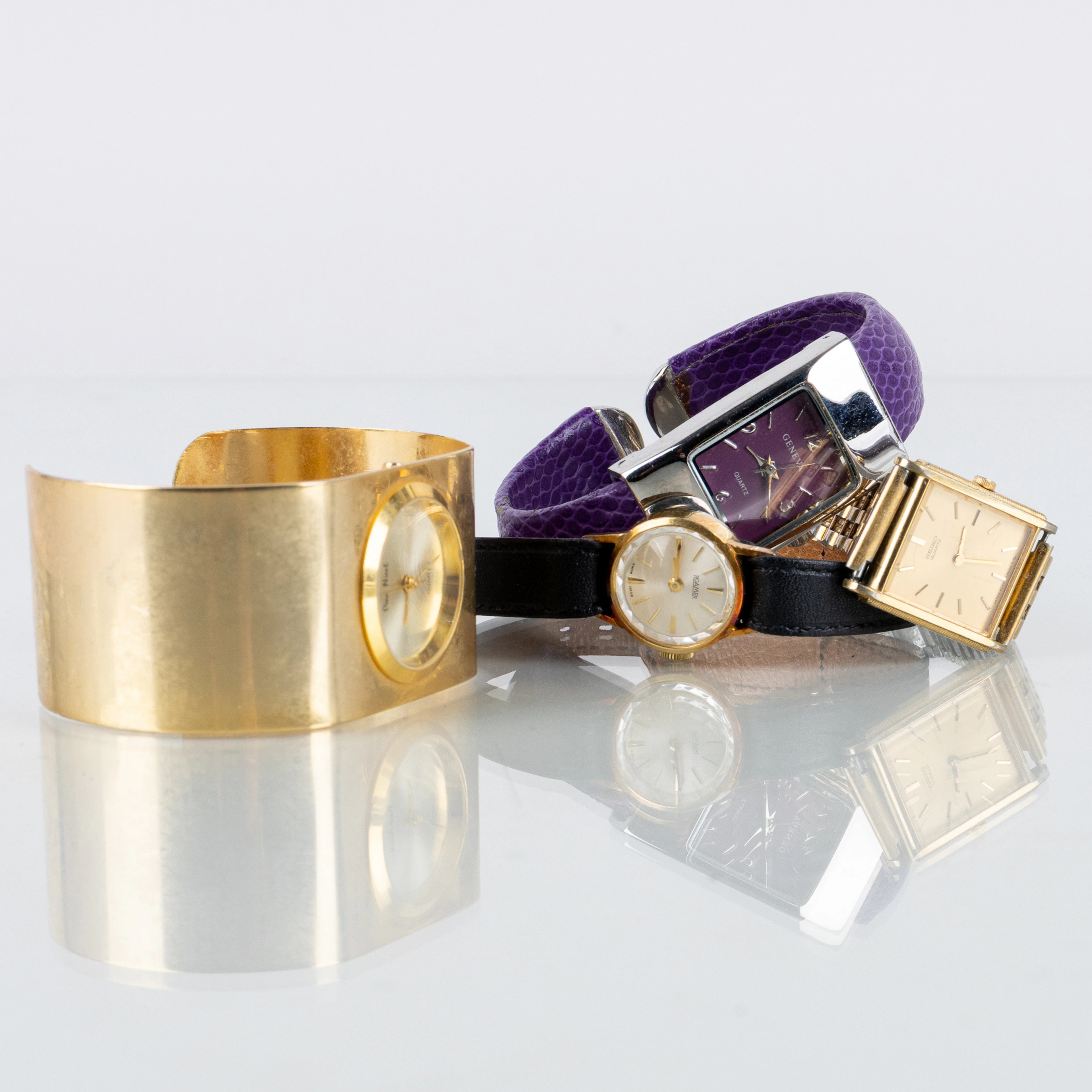 RELOJES DE PULSERA FEMENINOS, 4 unidades, incluyendo Seiko, Roamer, acero, segunda mitad del siglo XX