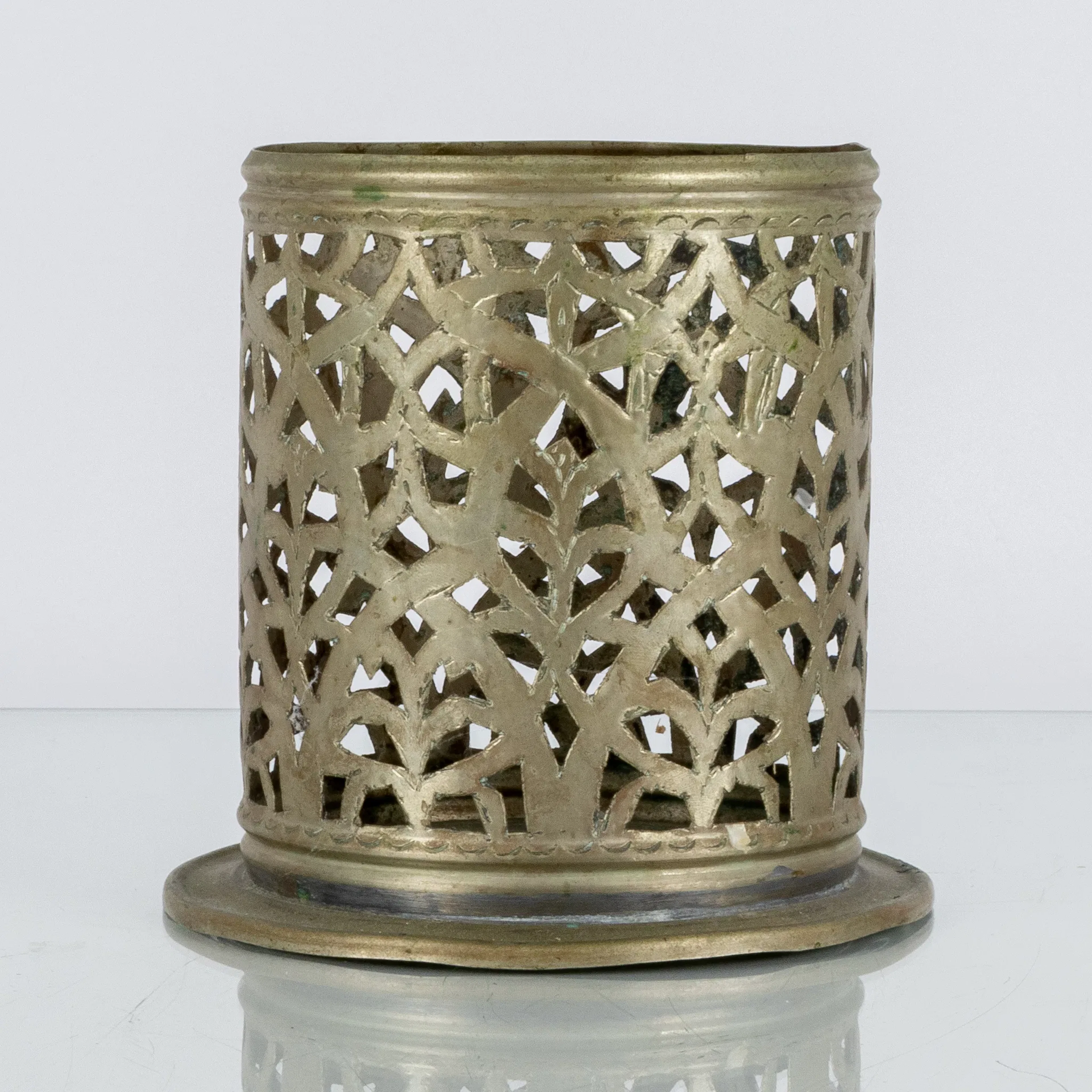 ESTANTE DE BOTELLAS, METAL BLANCO, SIGLO XX