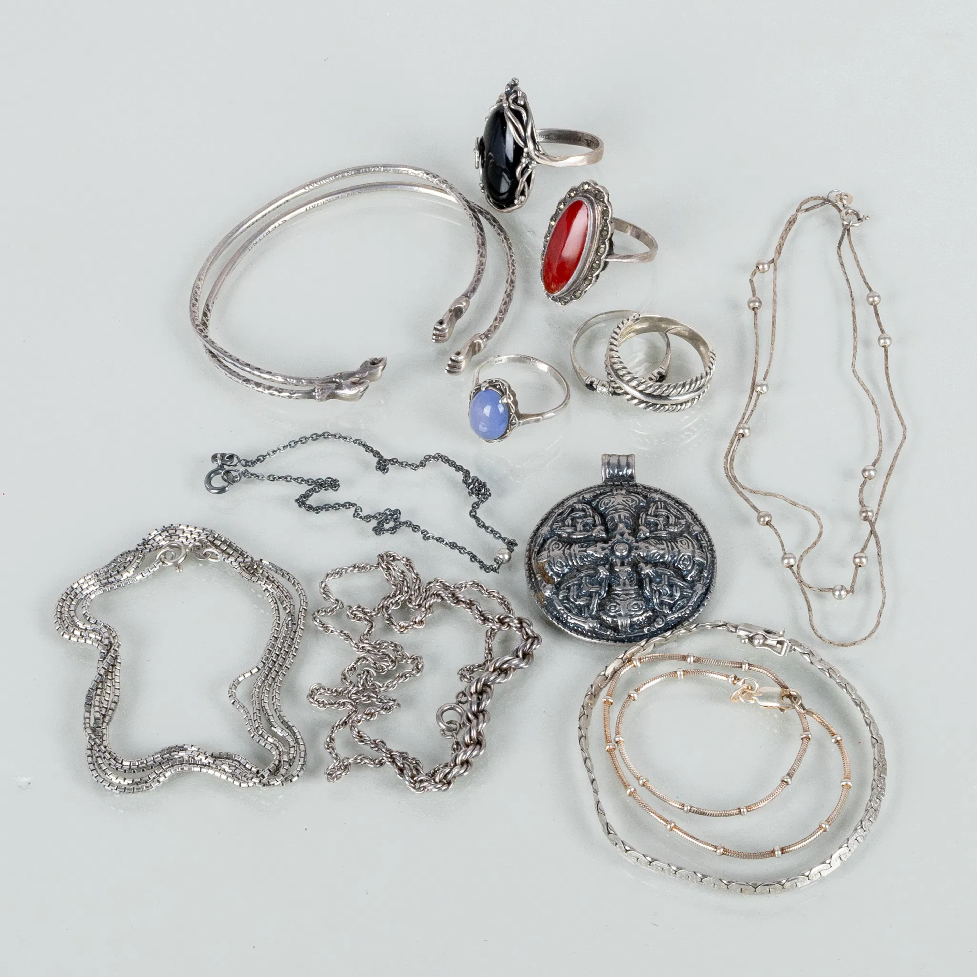 COLECCIÓN DE JOYERÍA DE PLATA, collares azules, anillos, pulseras