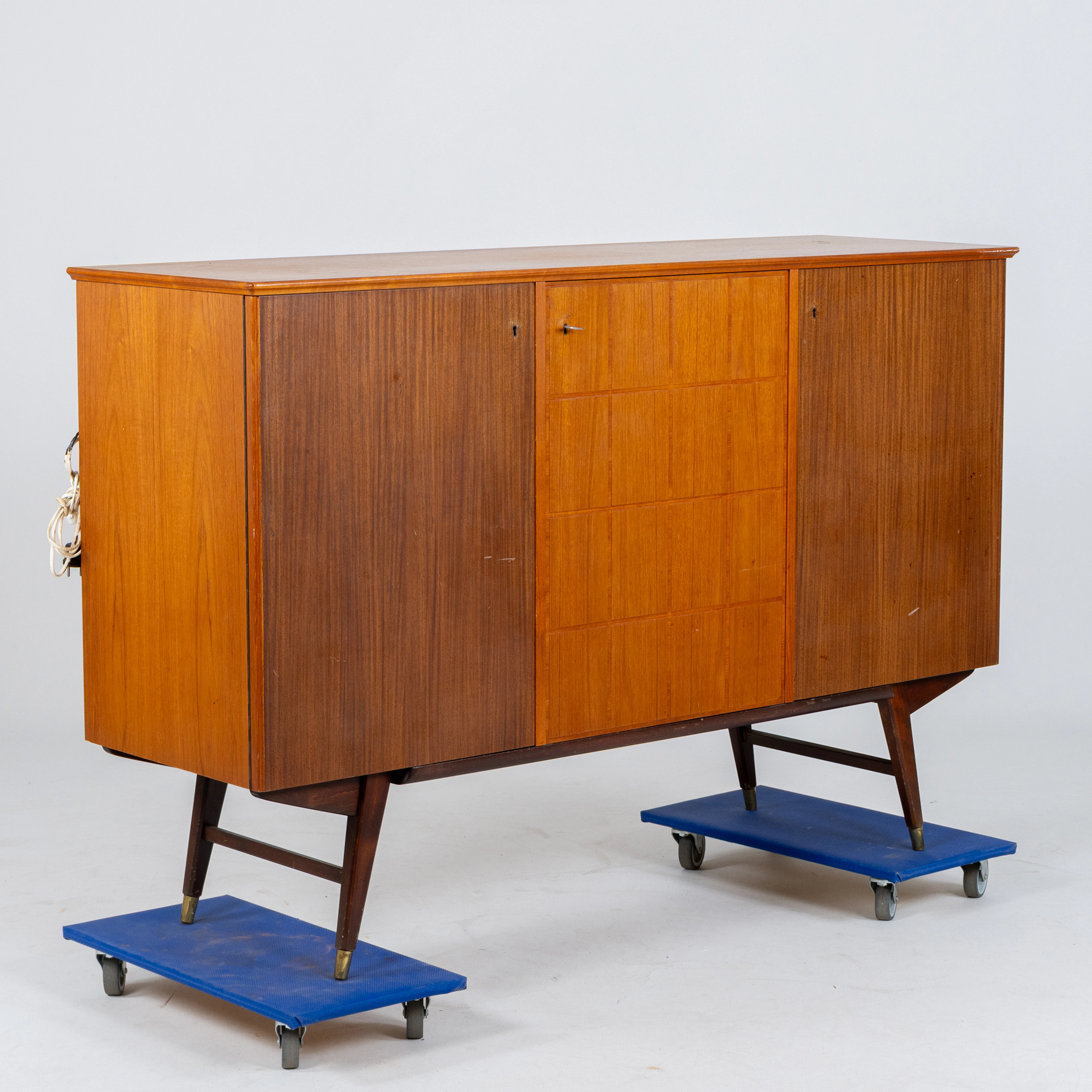 KABINETT, Teakholz, 1950er/60er Jahre