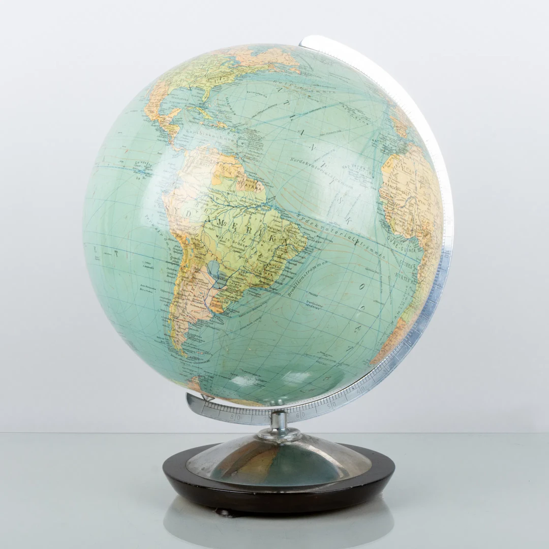 GLOBE, mediados del siglo XX