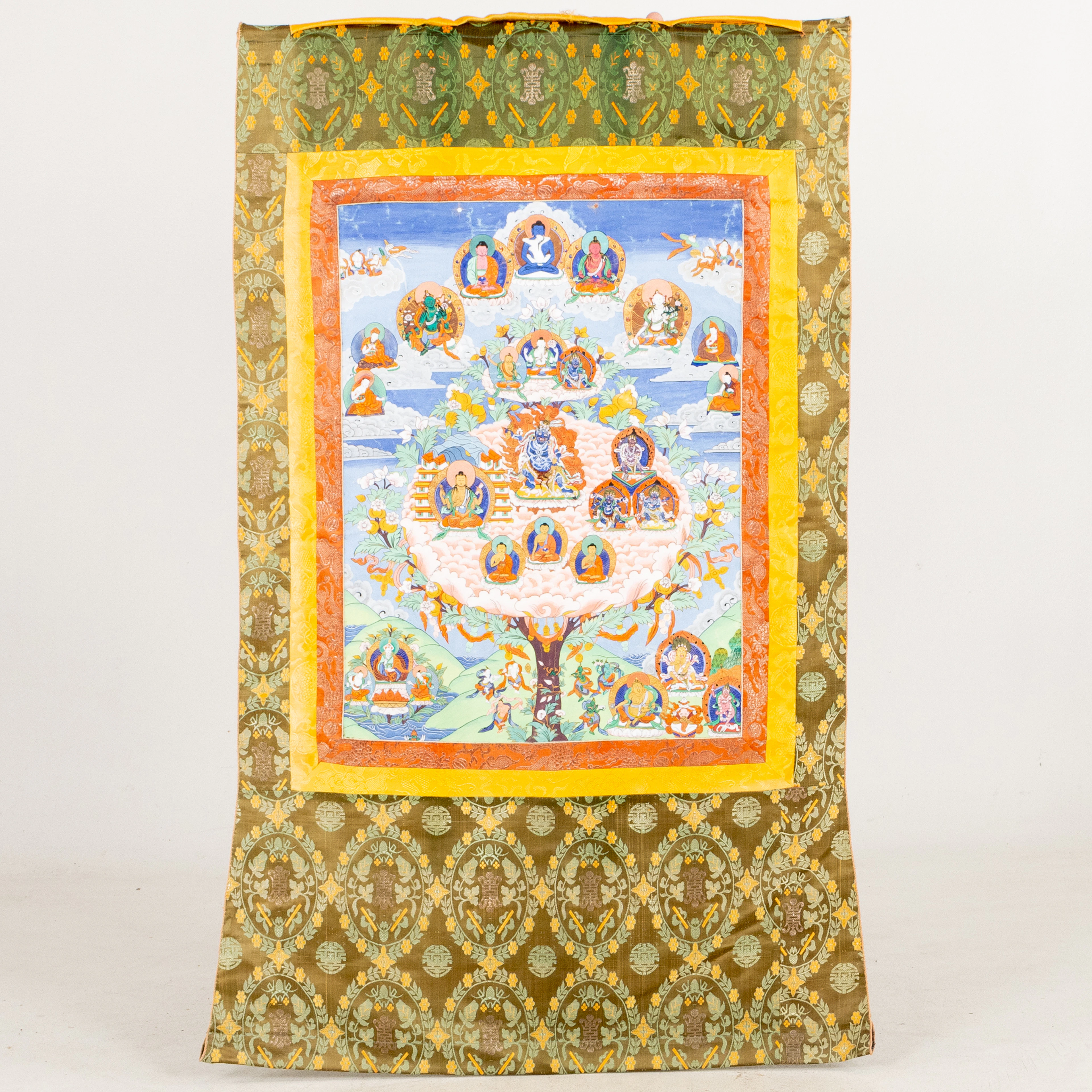 THANGKA, pintura montada sobre seda, probablemente Tíbet, década de 1900