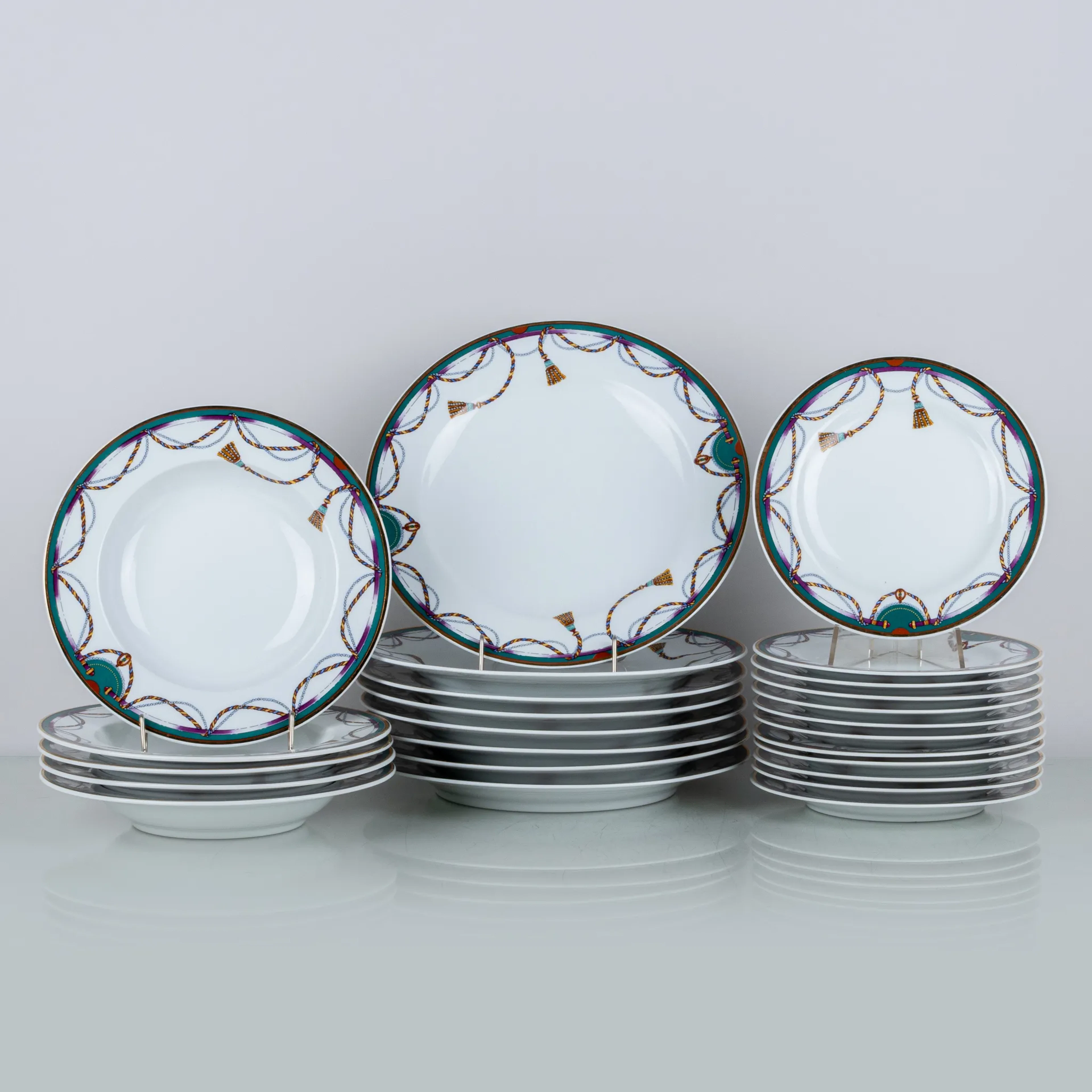 DINNERWARE, 25 pieces, porcelain, Royal Porcelain Thailand
