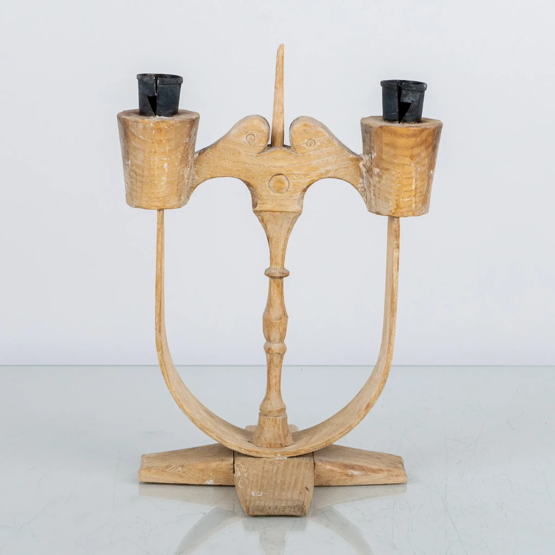 MATTS ERIKSSON (Matts i Taserud), candelabro, madera y hierro forjado, Arvika