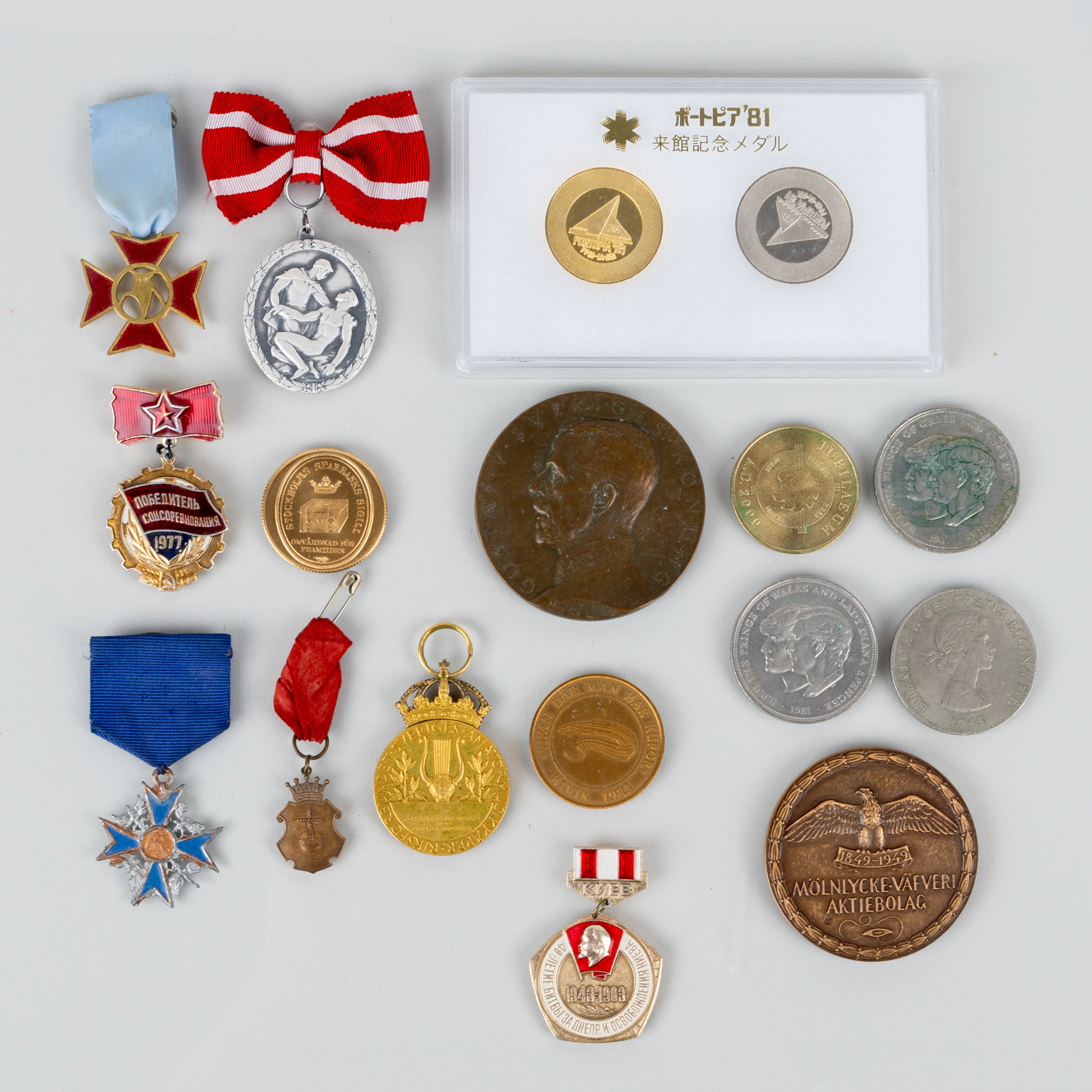 COMMEMORATIVE COINS AND MEDALS, 16 pcs, 1900s