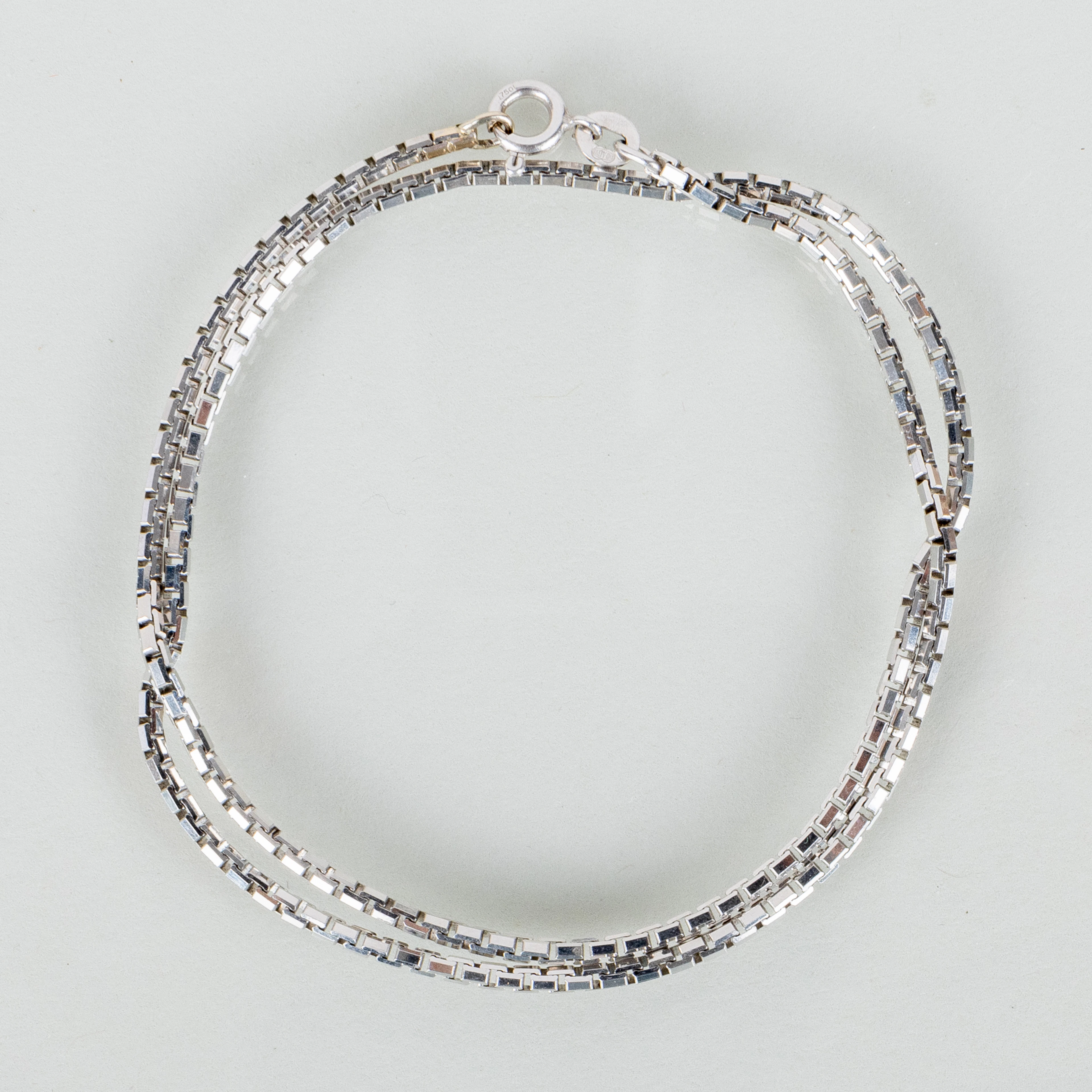 COLLAR, oro blanco de 18 quilates, Uno A'Erre, probablemente finales del siglo XX