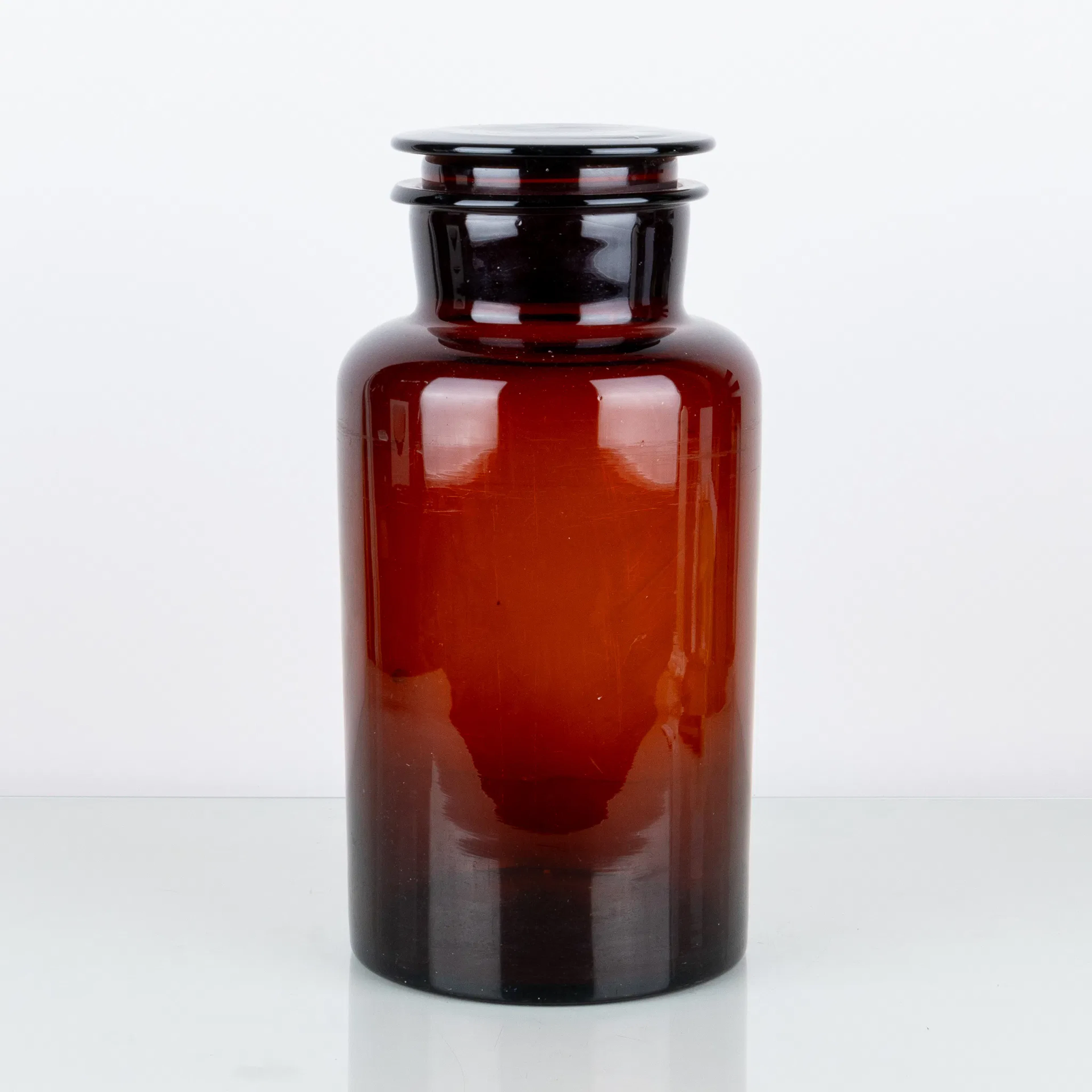TAZA DE FARMACIA CON TAPA, cristal, primera mitad del siglo XX