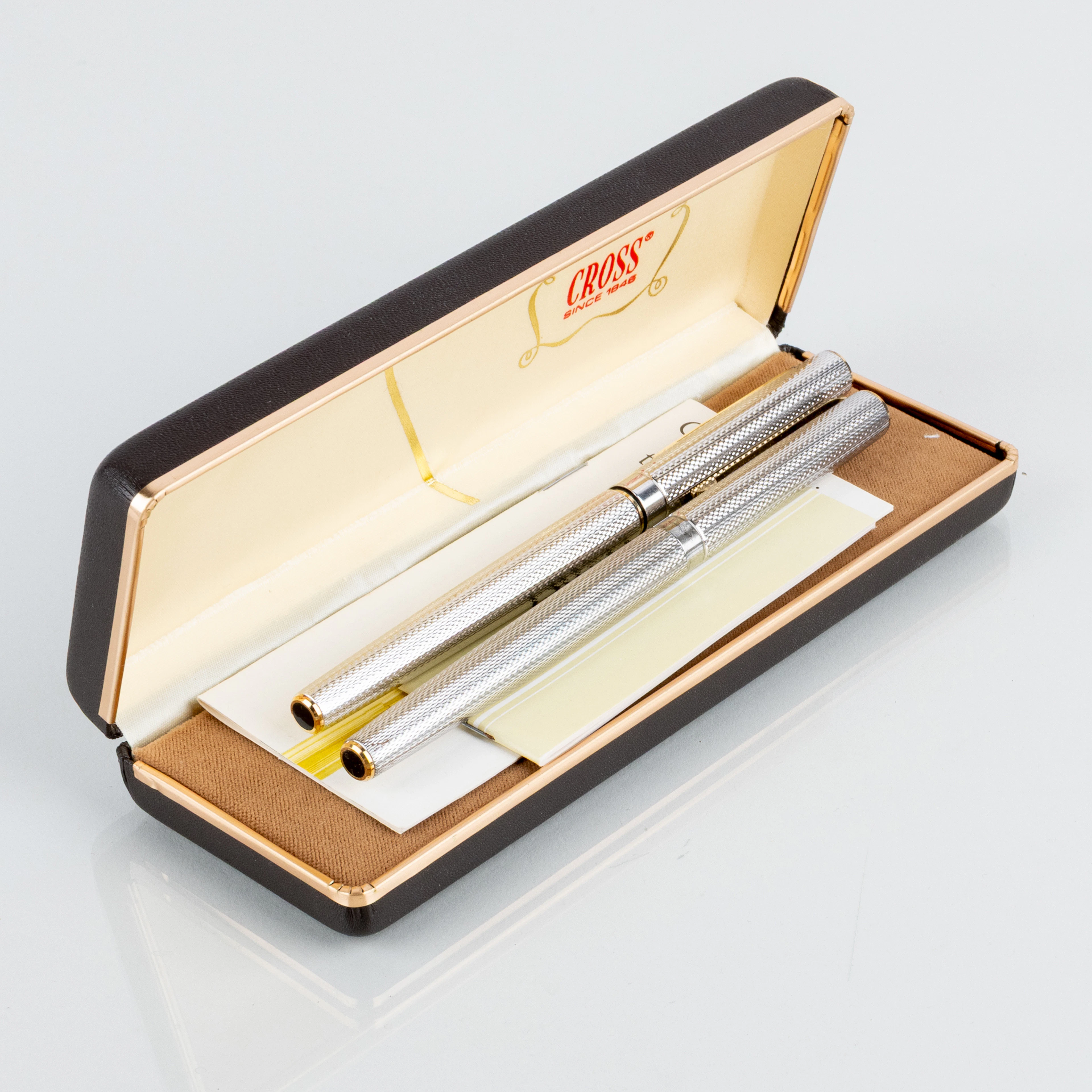 PENNE DA VIAGGIO, 2 pezzi, spilla 14k oro, Croce, Irlanda