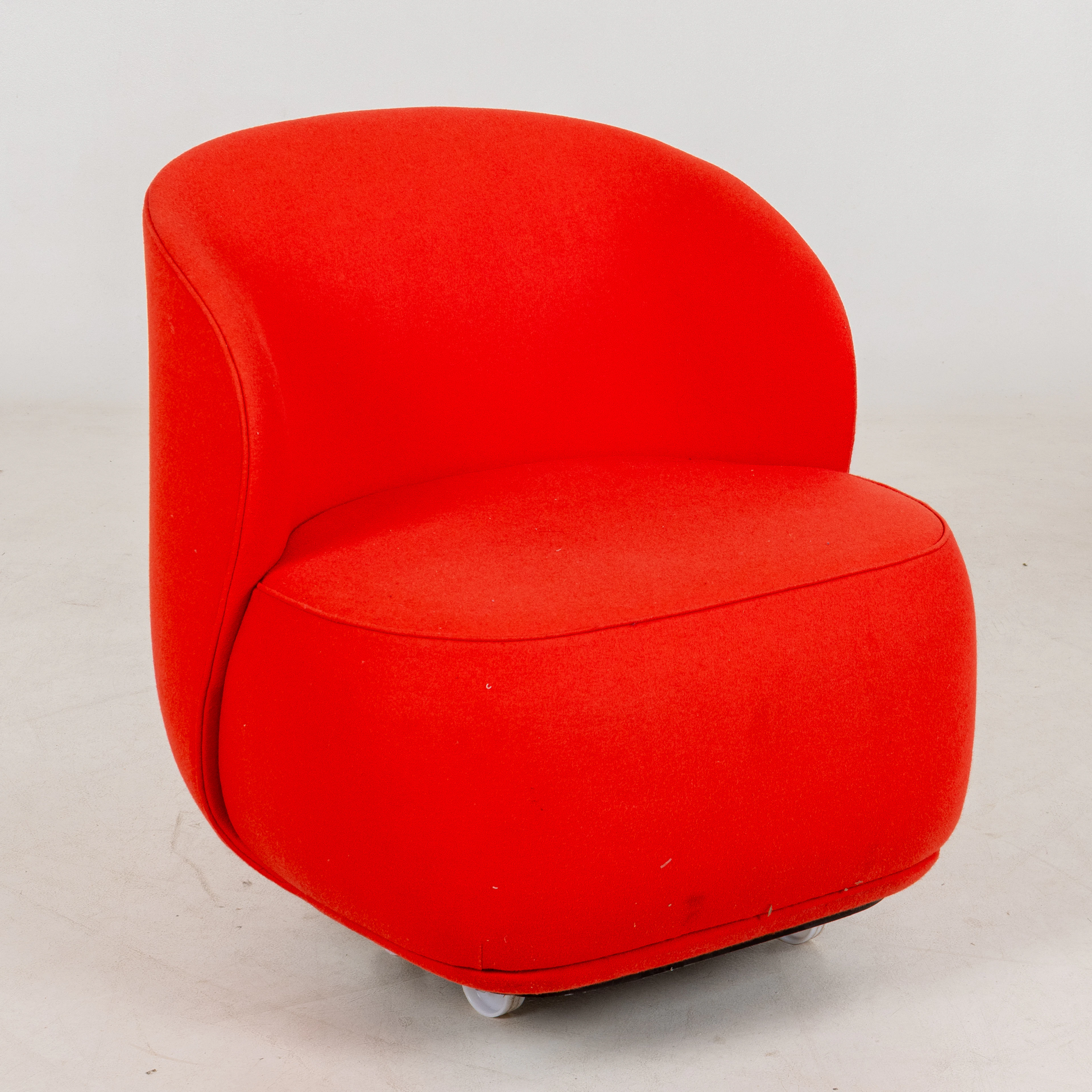 IDA HILDEBRAND, un sillón "Pipe", Friends & Founders, 2000s