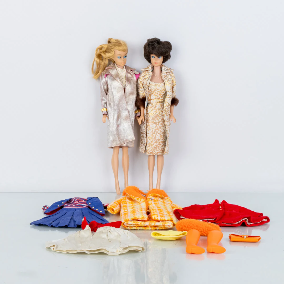 BARBIE DOLLS, 2 pieces, Matell, 1950s/60s, including Midge, with clothes
