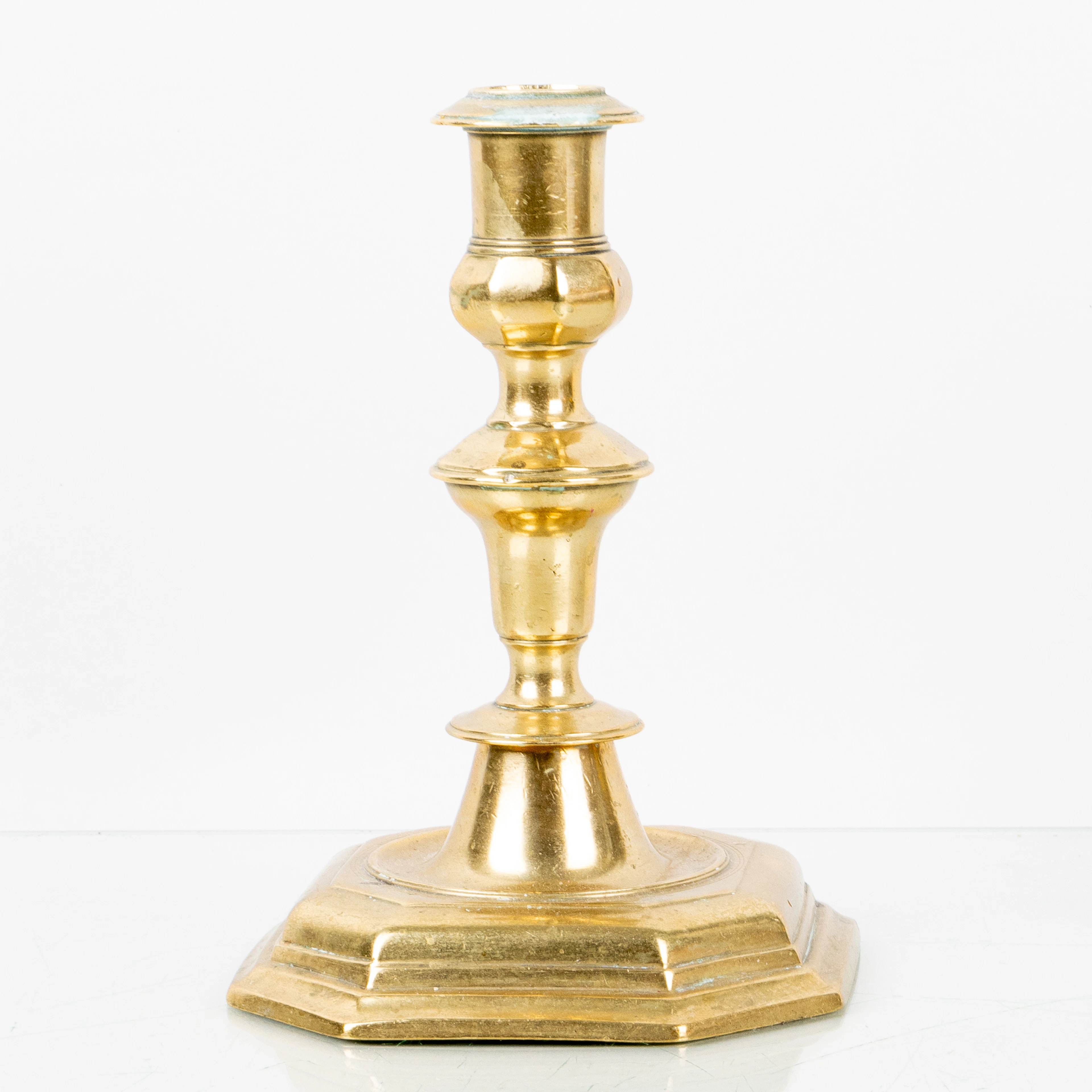 BOUGEOIR, laiton, baroque, années 1700