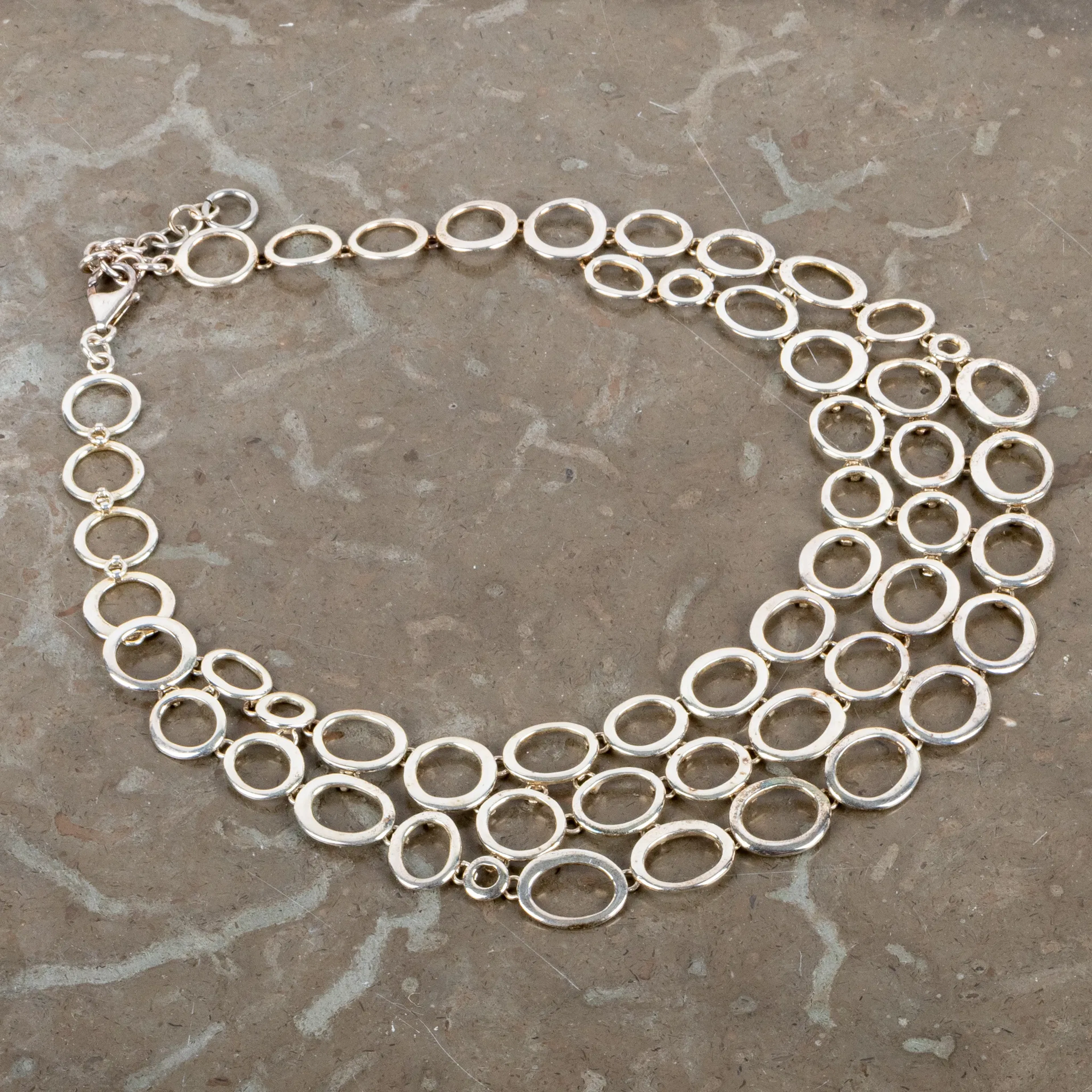 COLLIER, plata esterlina, Posh, sellos GHA, alrededor de 2016