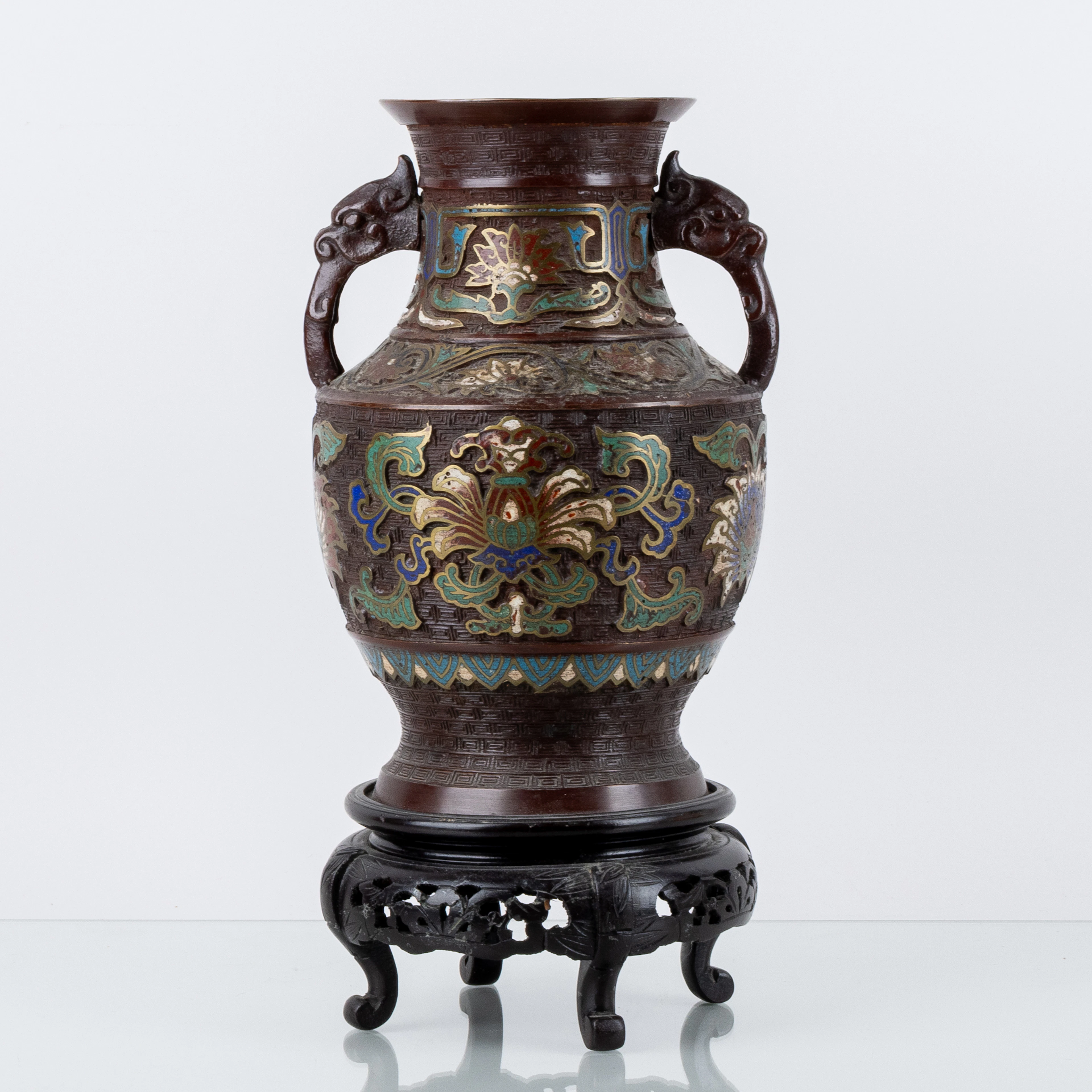 VASE, bronce, Japón, con cloisonné, siglos XIX/XX