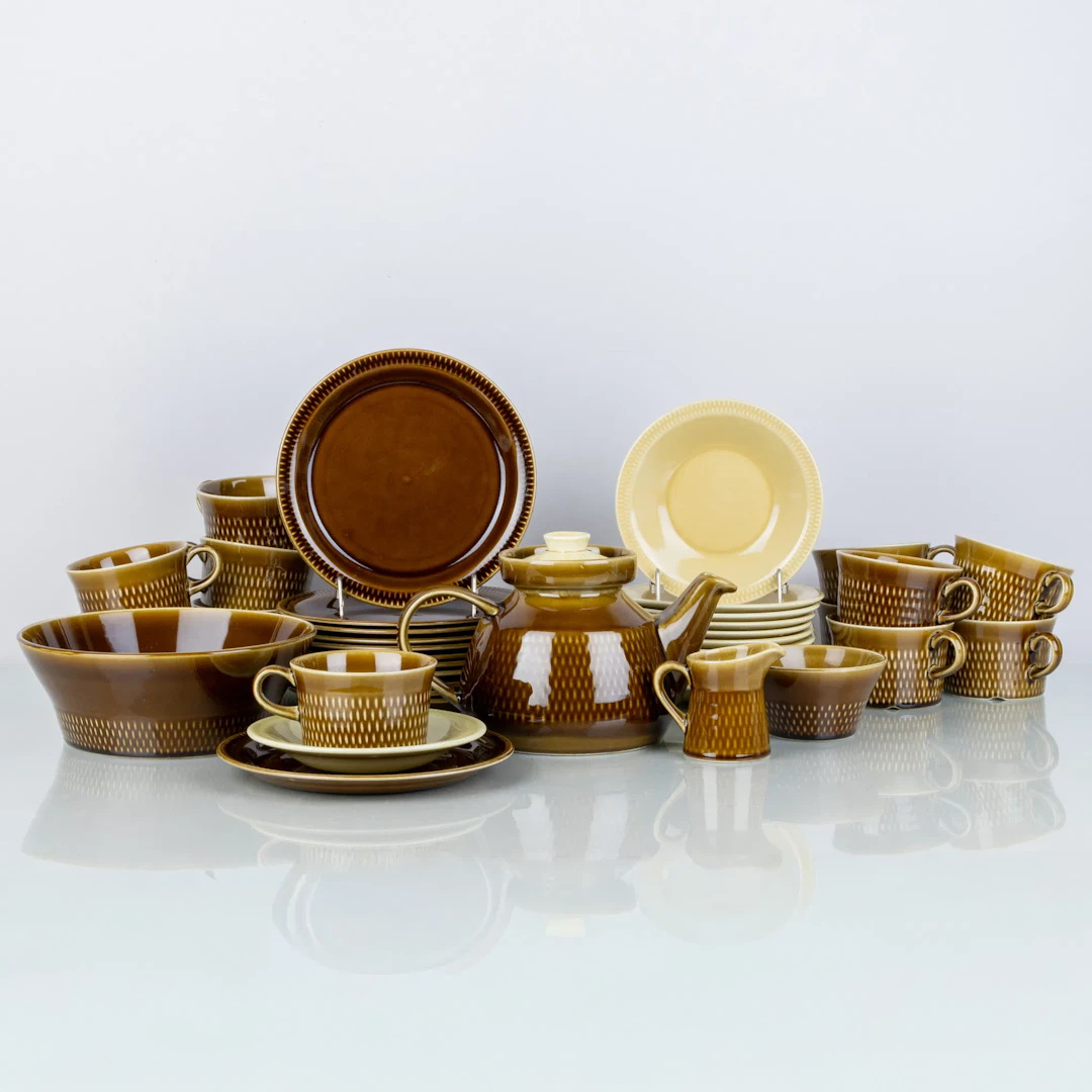 KÅRE B FJELDSAA, 28 piece, tea set, flint ware, Stavangerflint, Norway