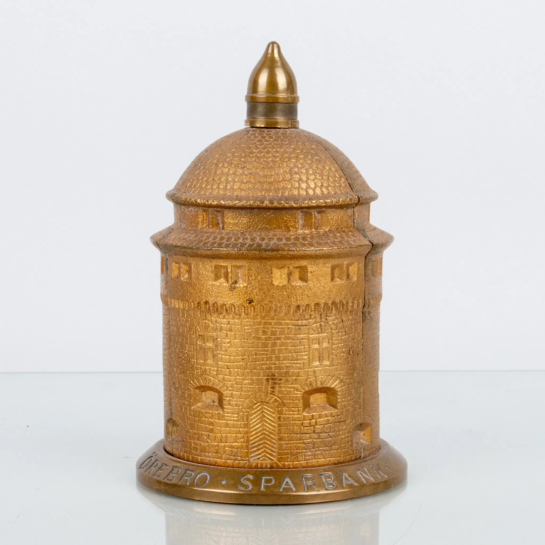 HUCIENDA, latón, "Caja de Ahorros Örebro", siglo XX