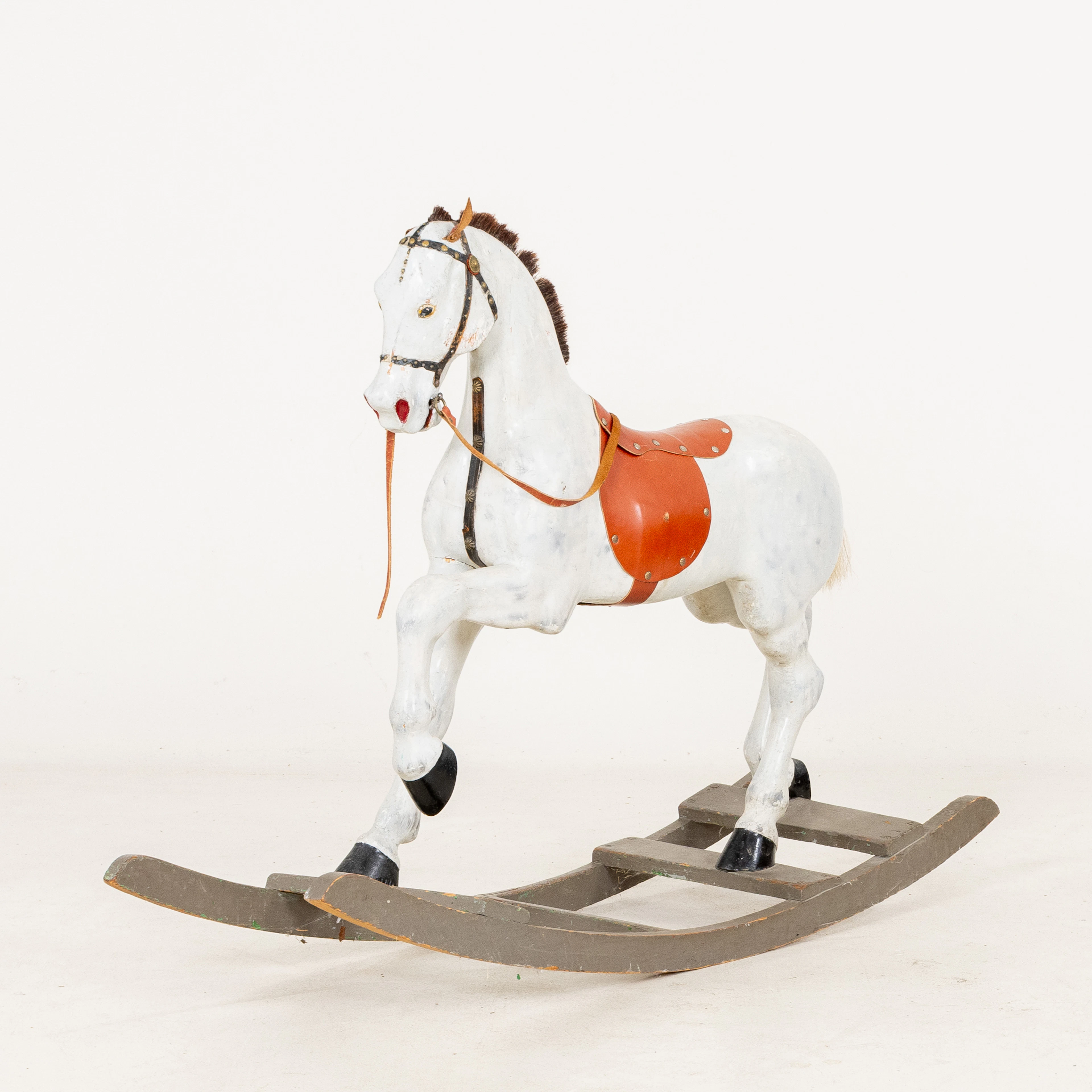ROCKING HORSE, la primera mitad del siglo XX
