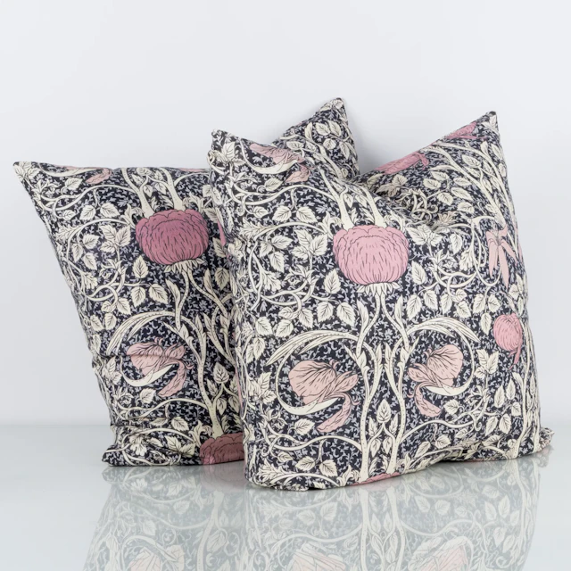 CUSHIONS, 1 pair, "Classic Foliage", Boel & Jan