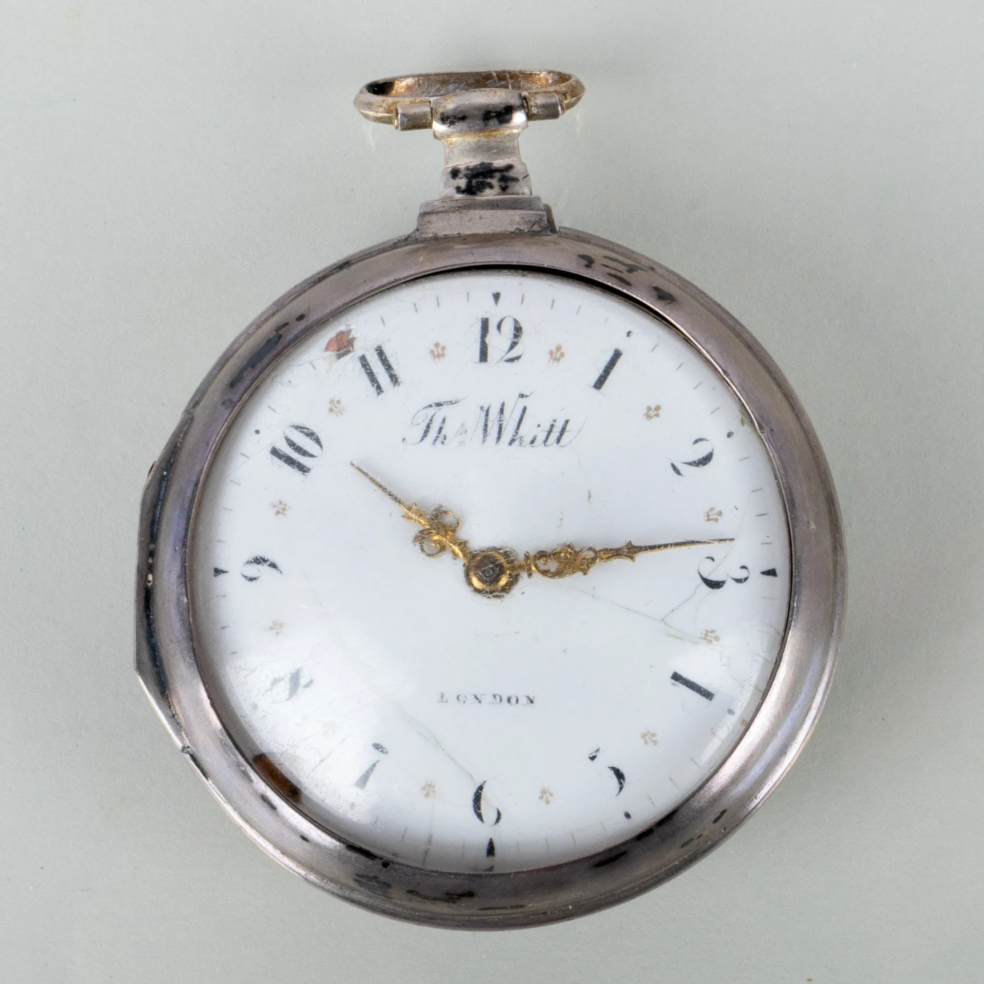 POCKETS, un reloj de husillo, plata, Londres de Th-Whitt, siglos XVIII/XIX