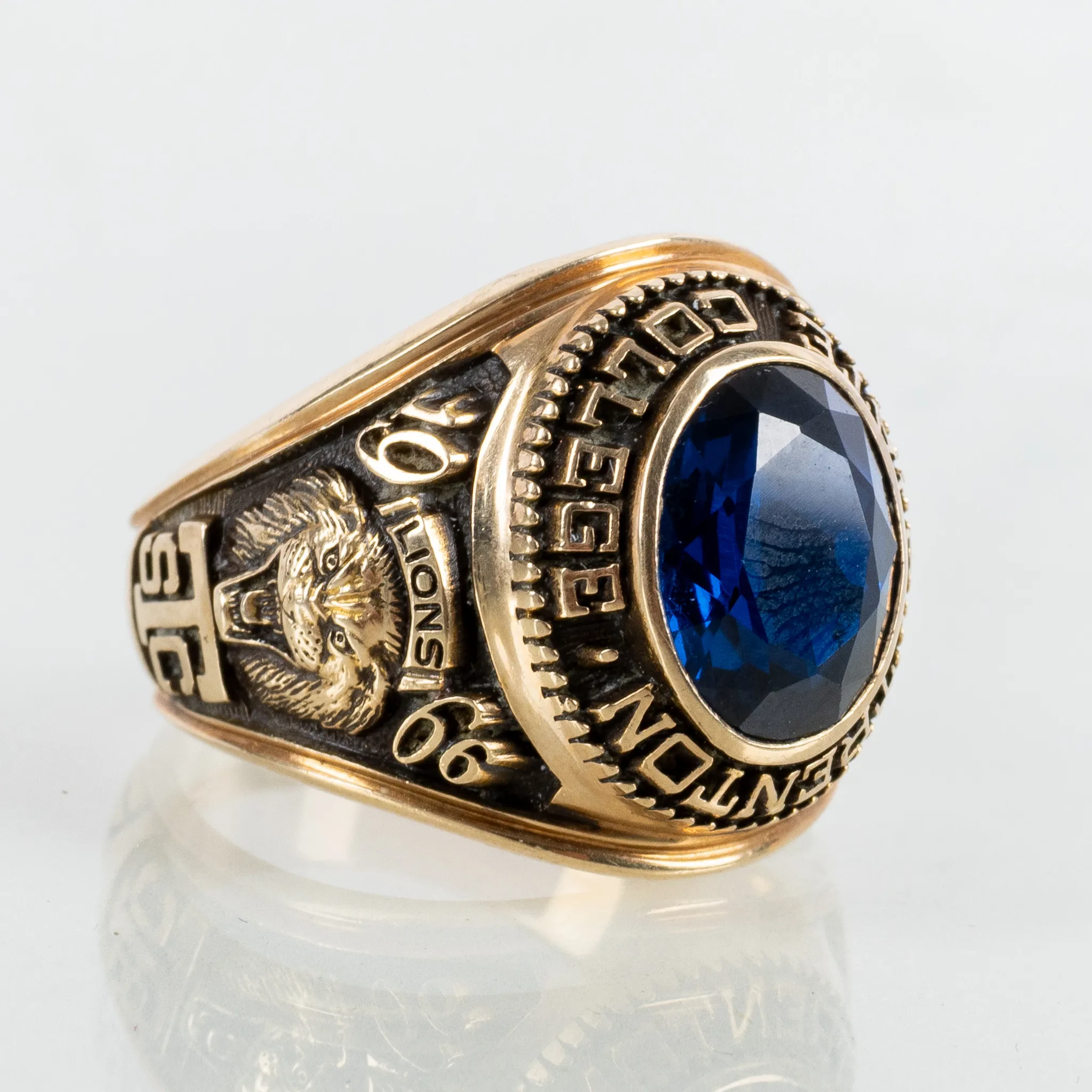 RING, oro 10k, Trenton State College
