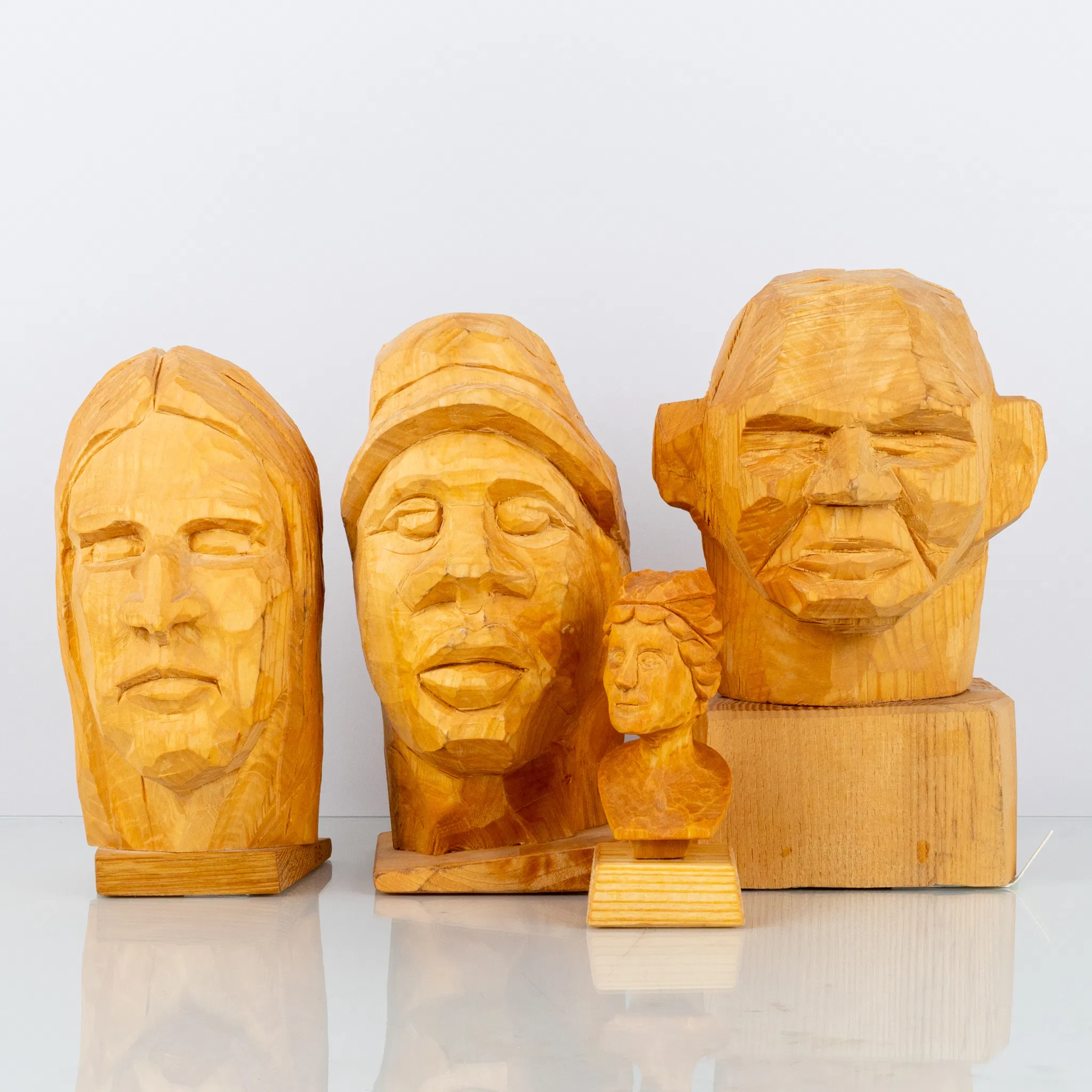 VILHELM BJÖRNMO (1920-2016), 4 sculture, firmate e datate