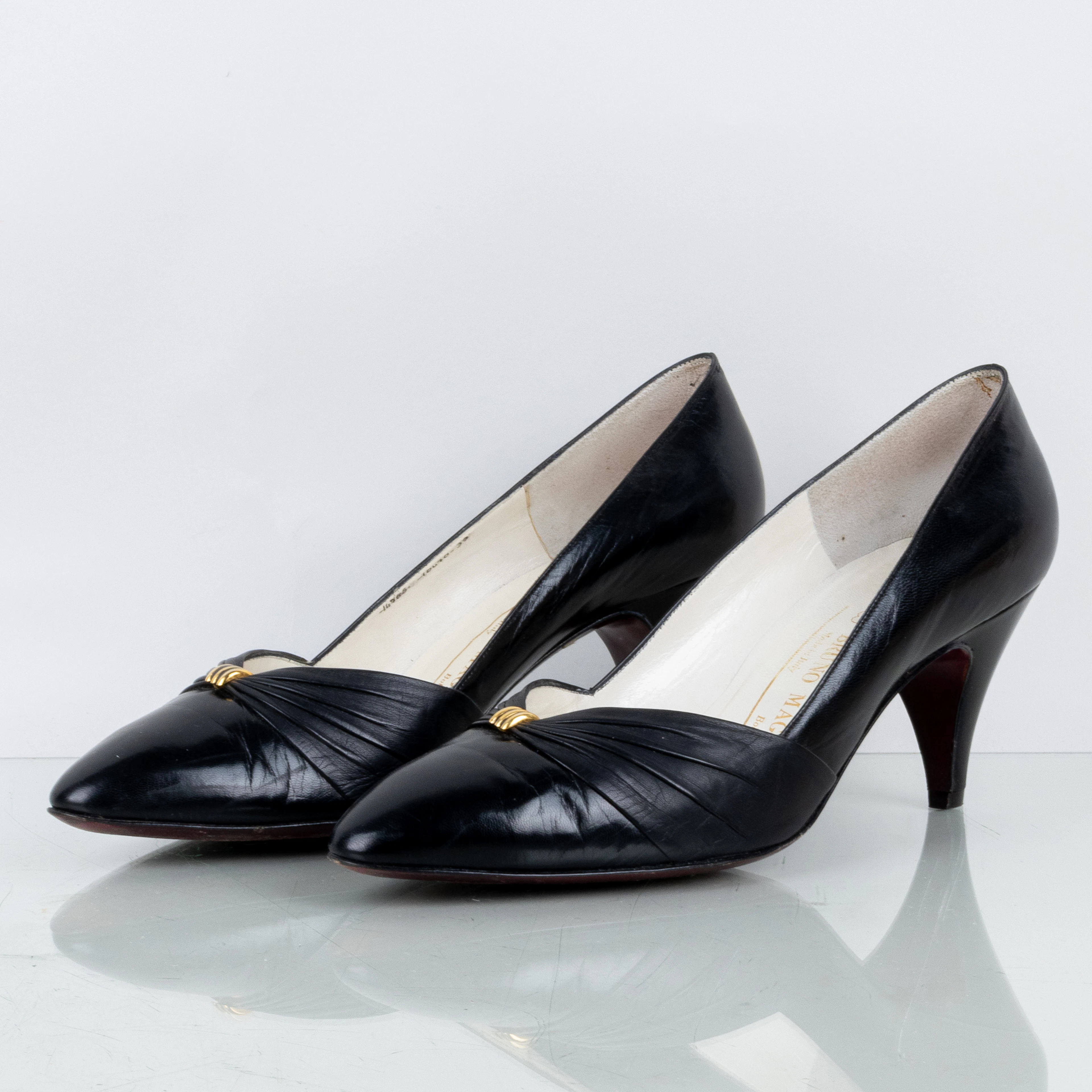 PUMPS, 1 pair, Bruno Magli, Italy, size 39