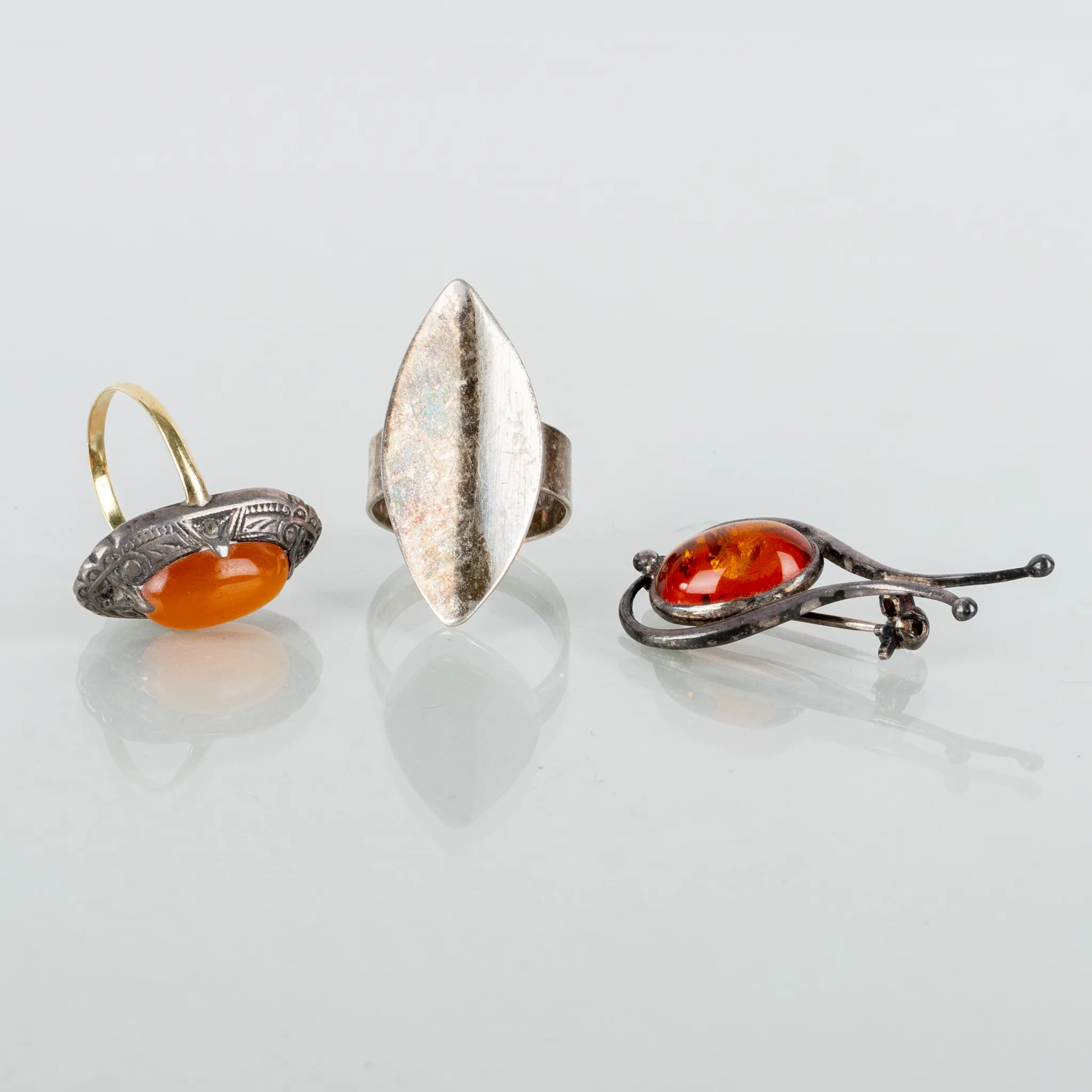 JOYERÍA, 3 piezas, plata, siglo XX