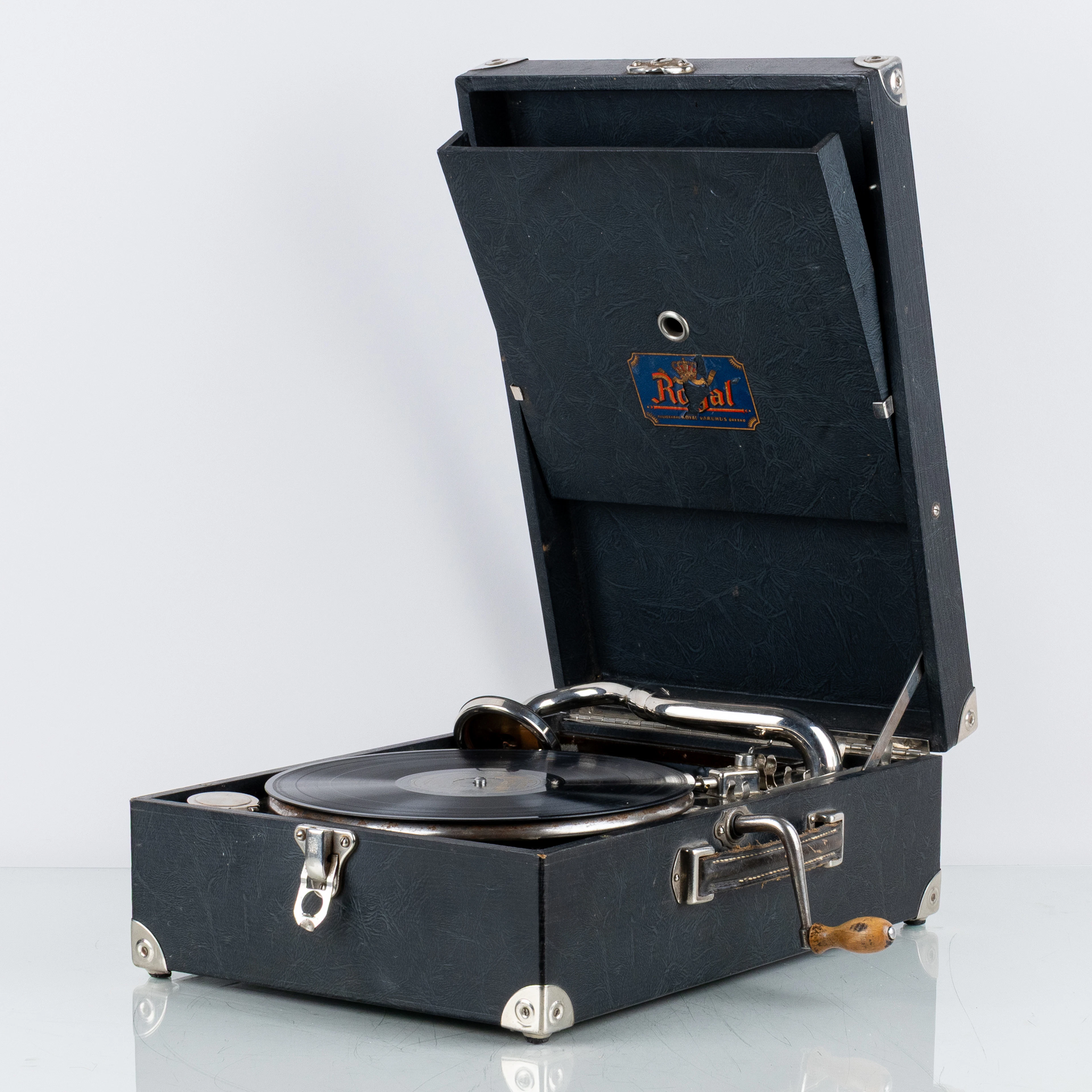 GRAMMOFONO DA VIAGGIO, Royal, metà XX secolo