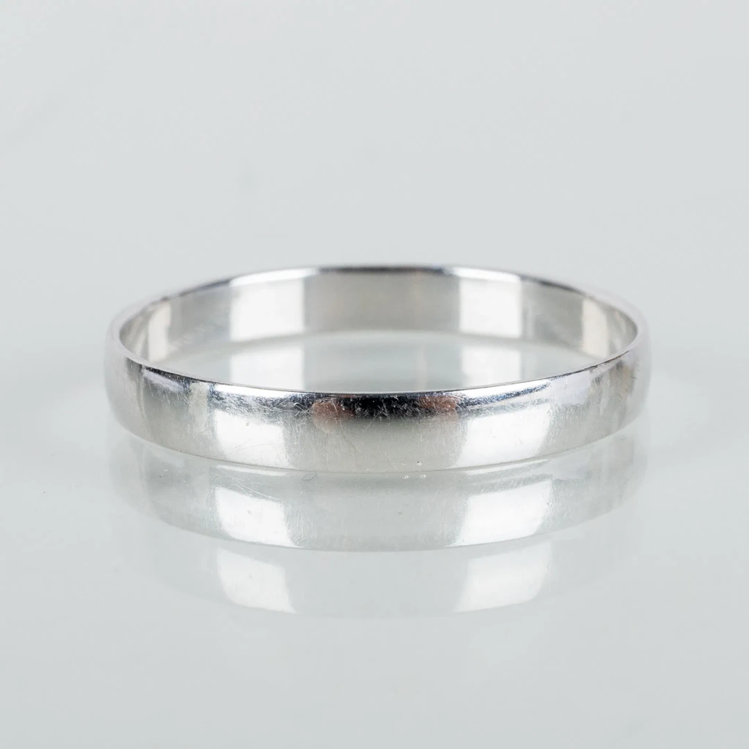 ANILLO, oro blanco de 18 quilates, sellos SCH, siglos XX/2000