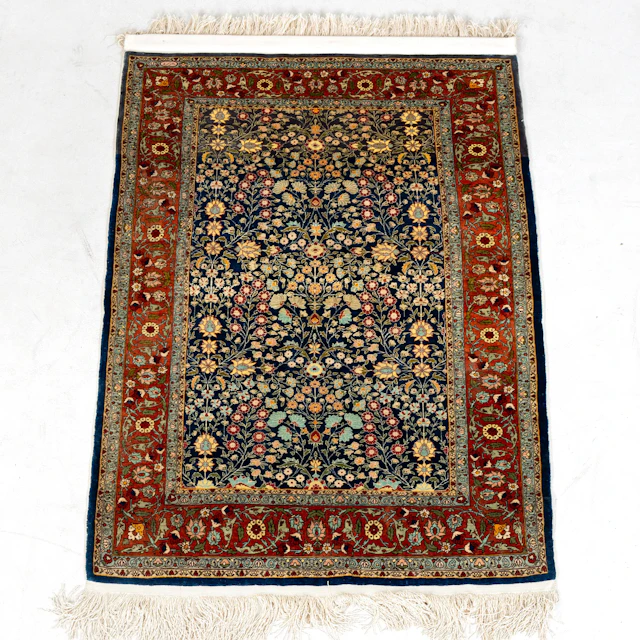 TAPIS ORIENT, soie, Heris, « Millefleur », ancien, environ 116 x 81 cm