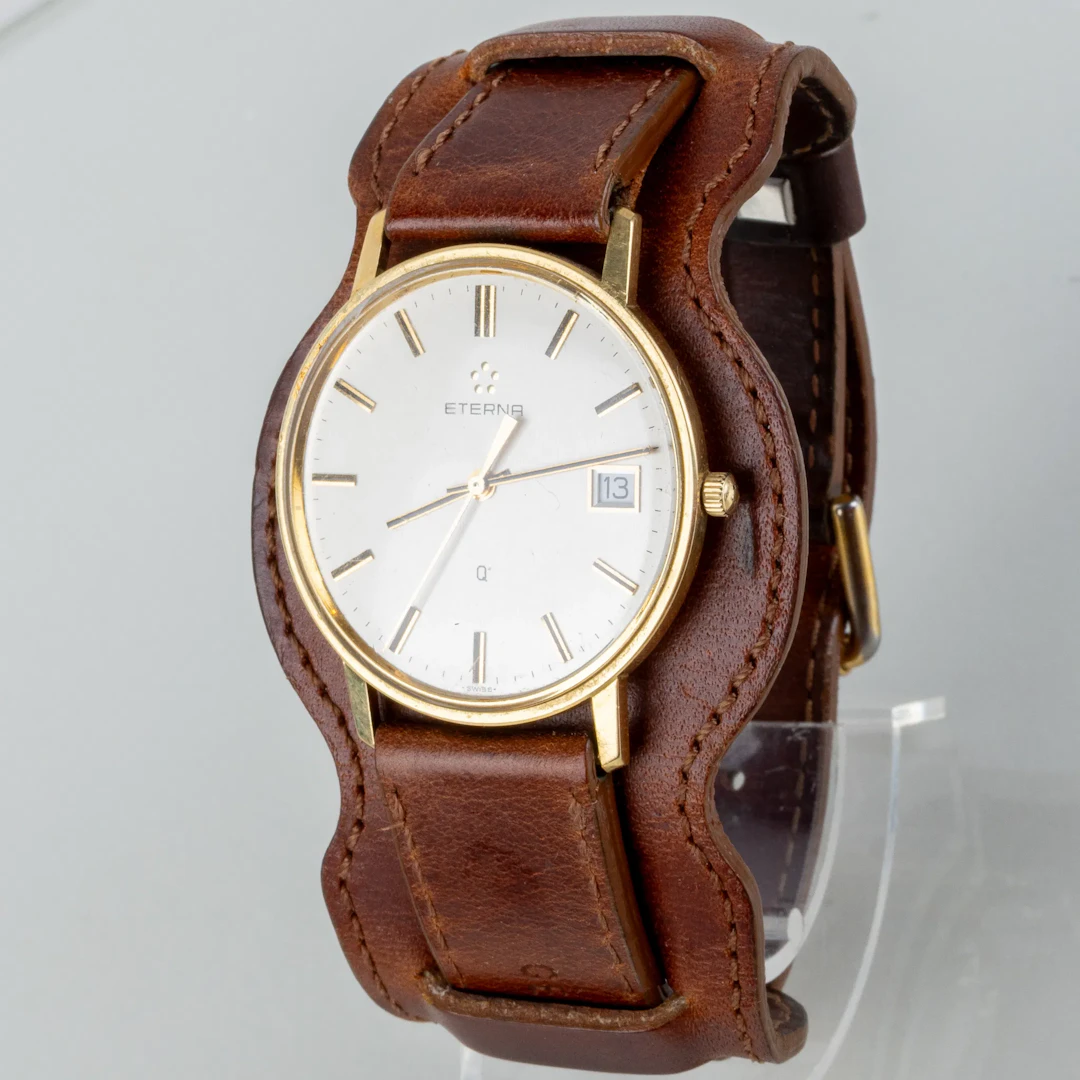RELOJ DE PULSERA DE HOMBRE, oro 18 quilates, Eterna, finales del siglo XX