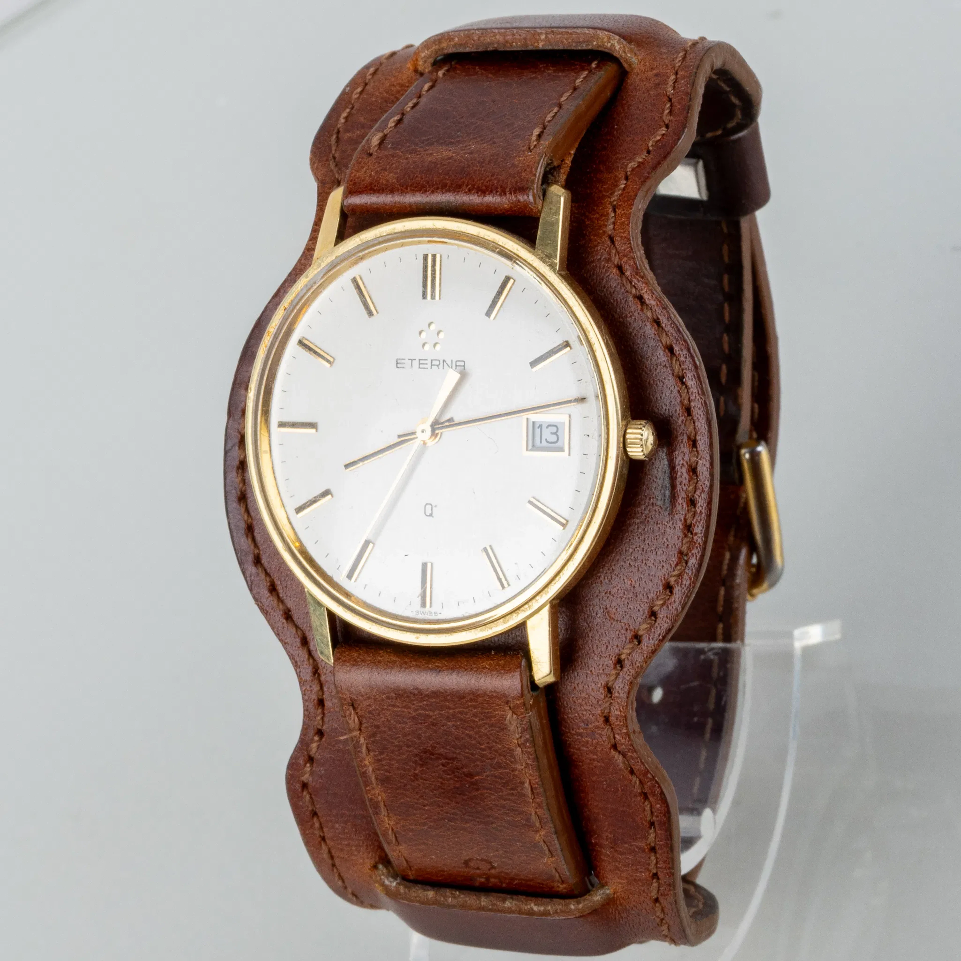 RELOJ DE PULSERA DE HOMBRE, oro 18 quilates, Eterna, finales del siglo XX