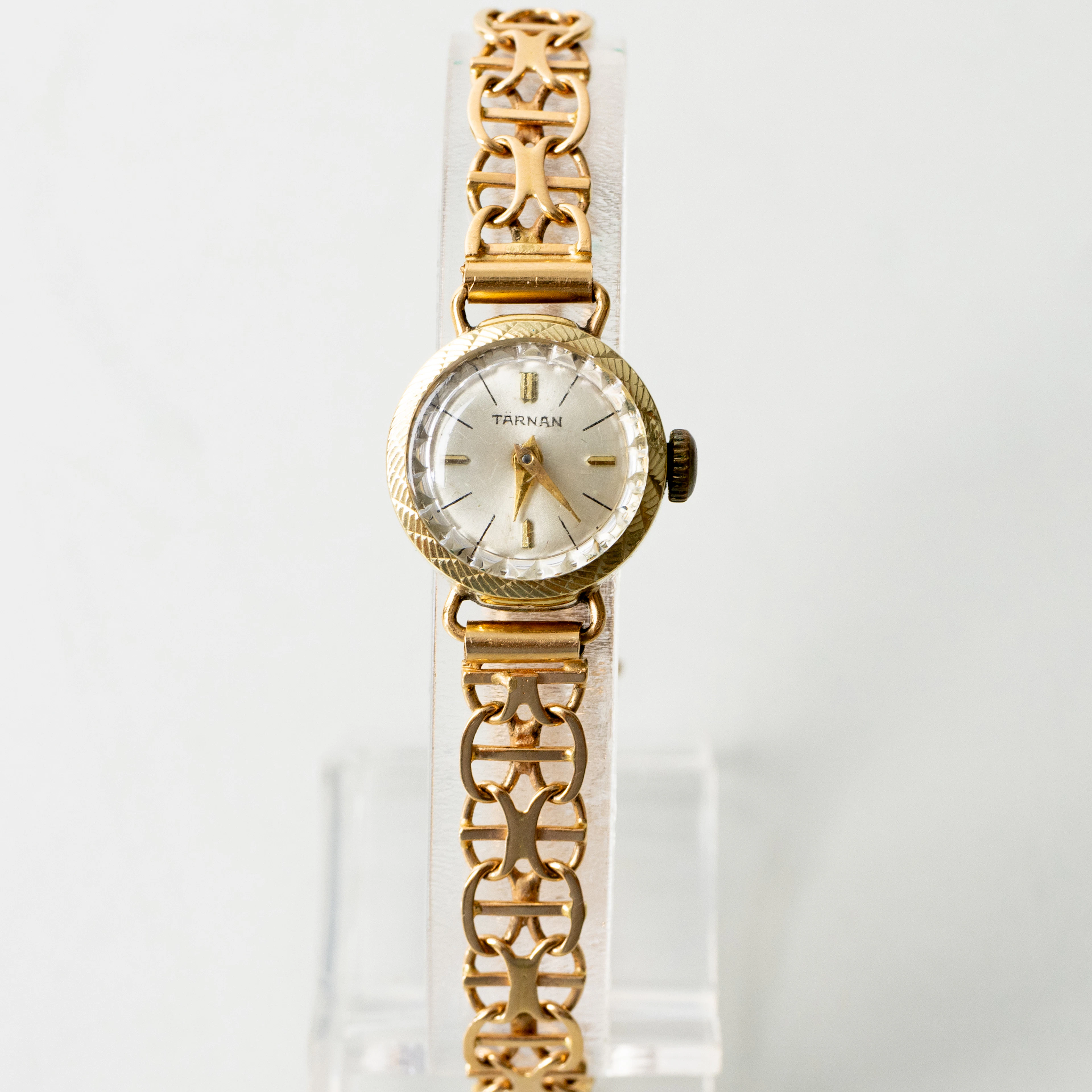 OROLOGIO DA POLSO DA DONNA, oro 14/18 carati, Tärnan, peso tot circa 14,6 g