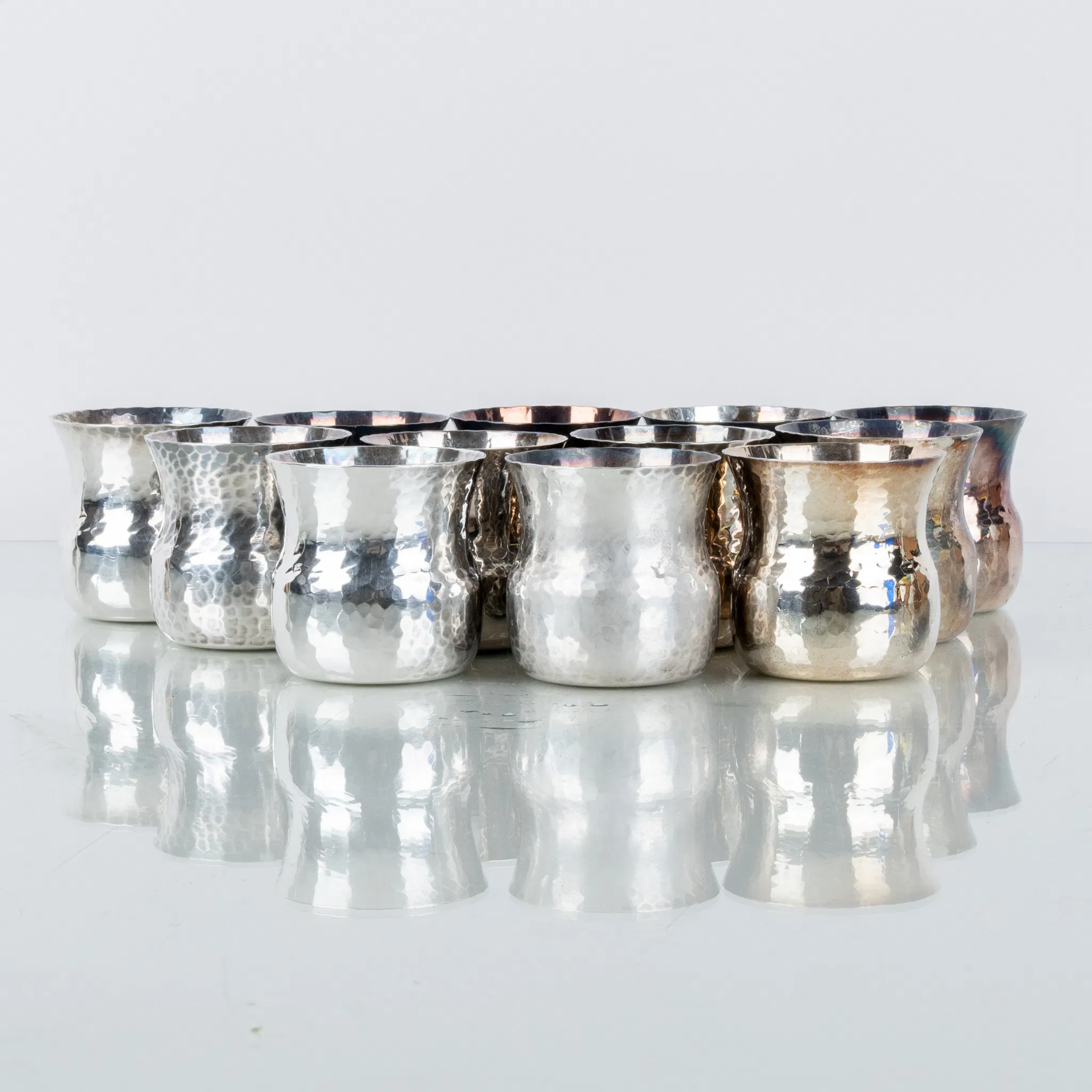 ERIC LÖFMAN, 12 copas de cena, plata, MGAB, entre otros, 1975